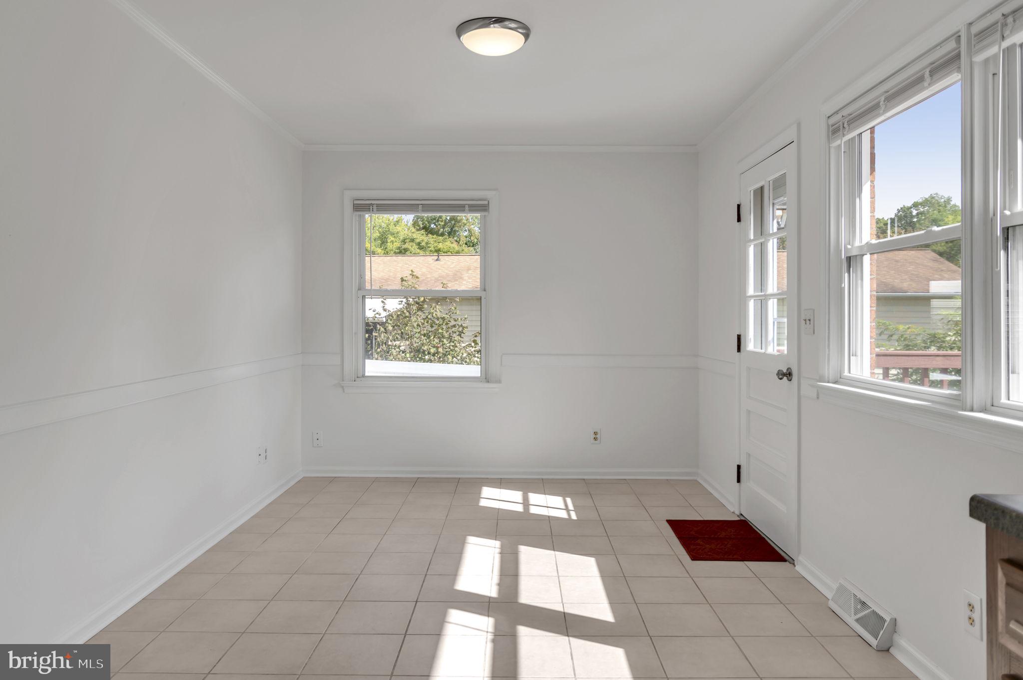 NORTH FERRY FARMS - Residential