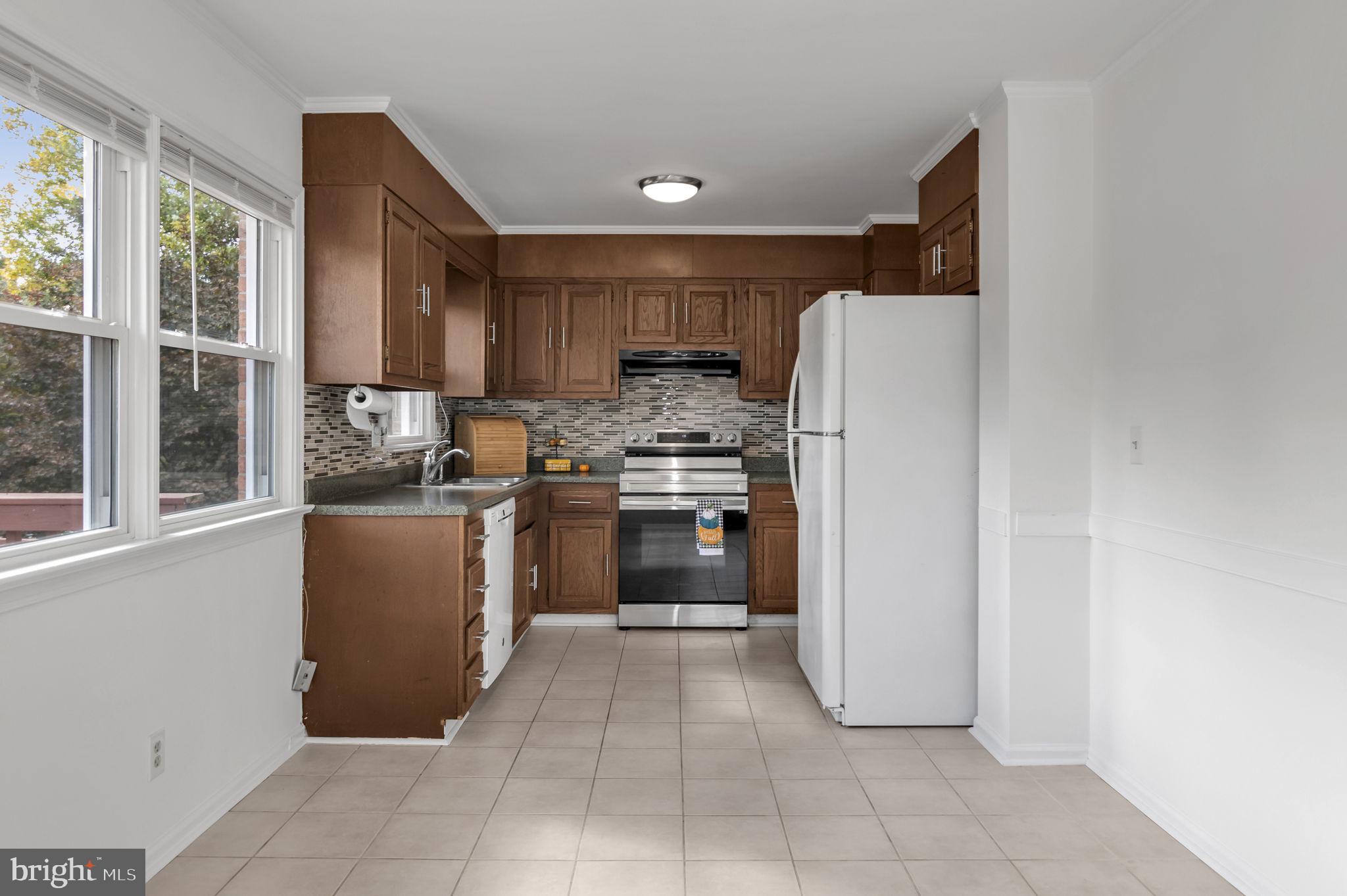 NORTH FERRY FARMS - Residential