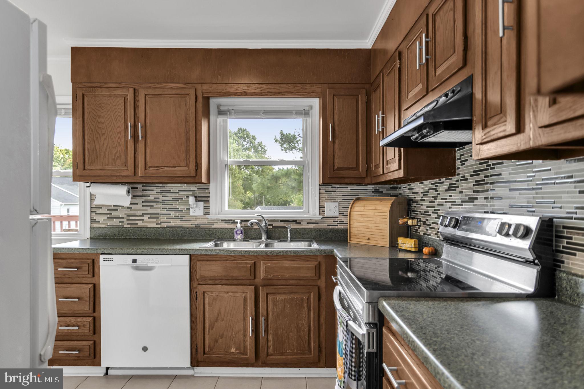 NORTH FERRY FARMS - Residential