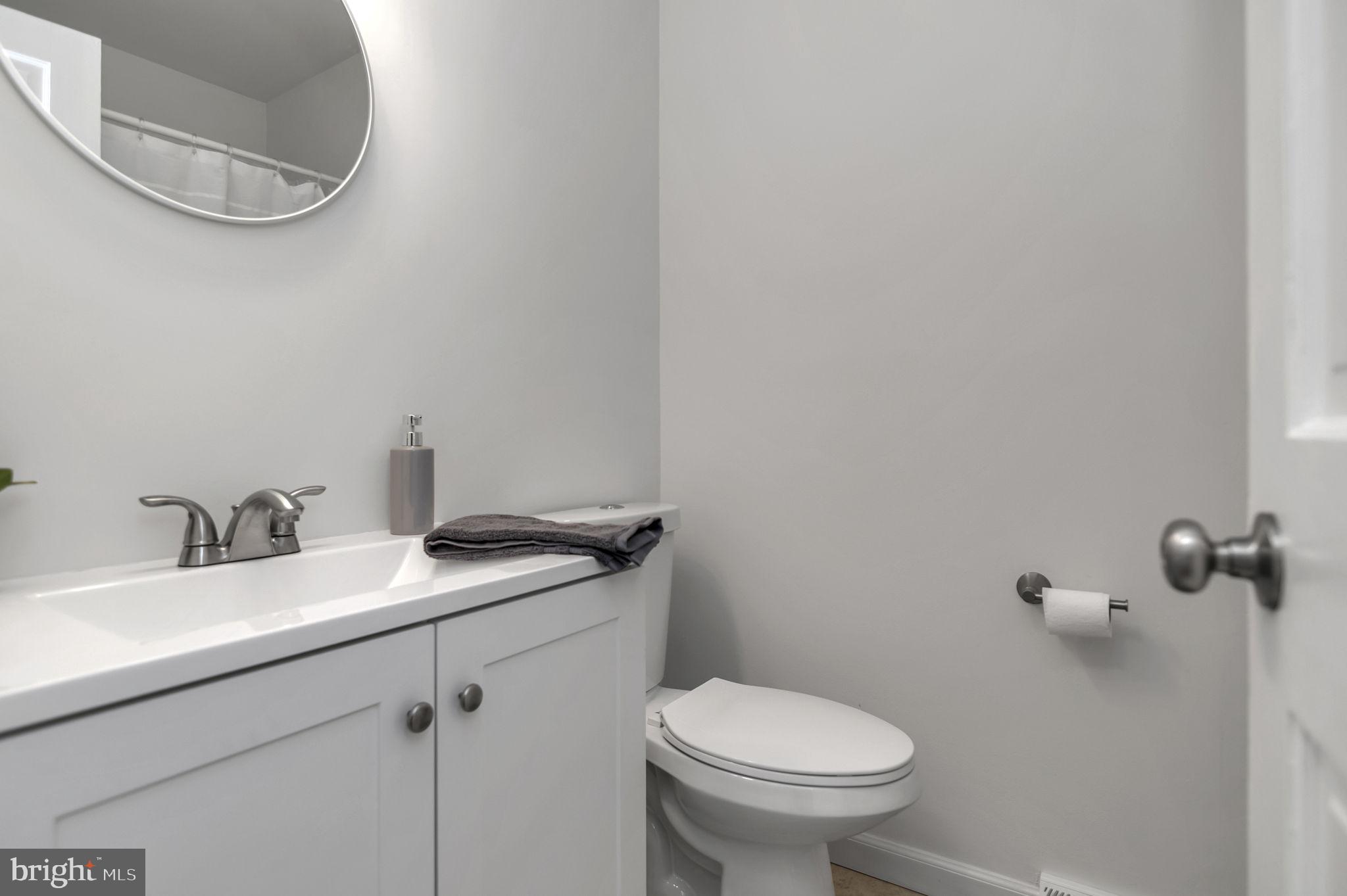 NORTH FERRY FARMS - Residential