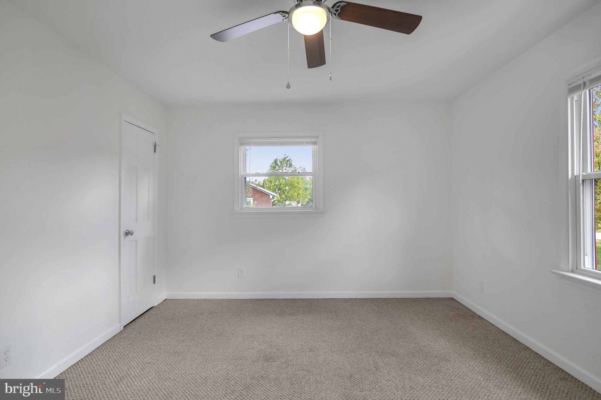 NORTH FERRY FARMS - Residential