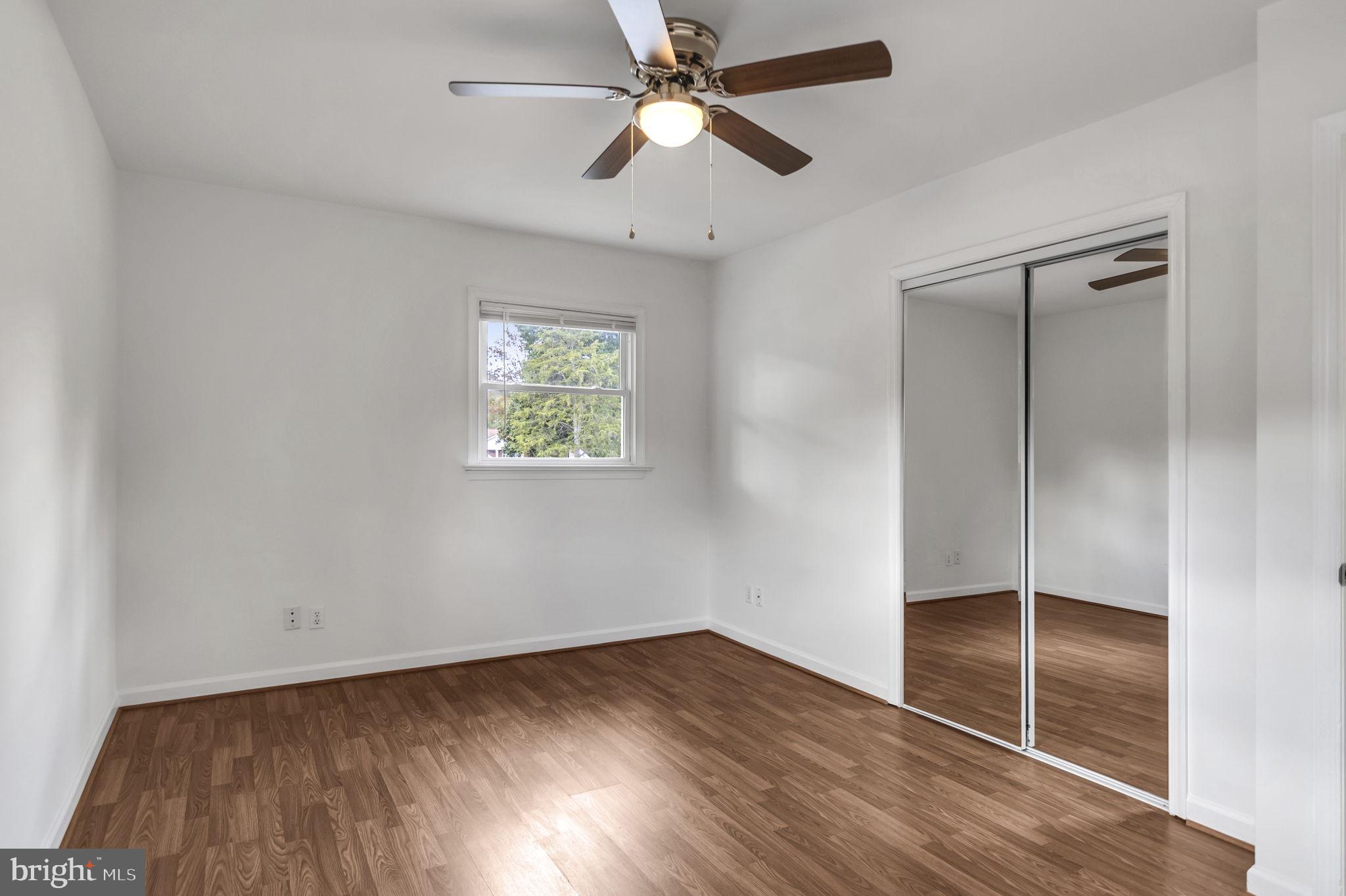 NORTH FERRY FARMS - Residential