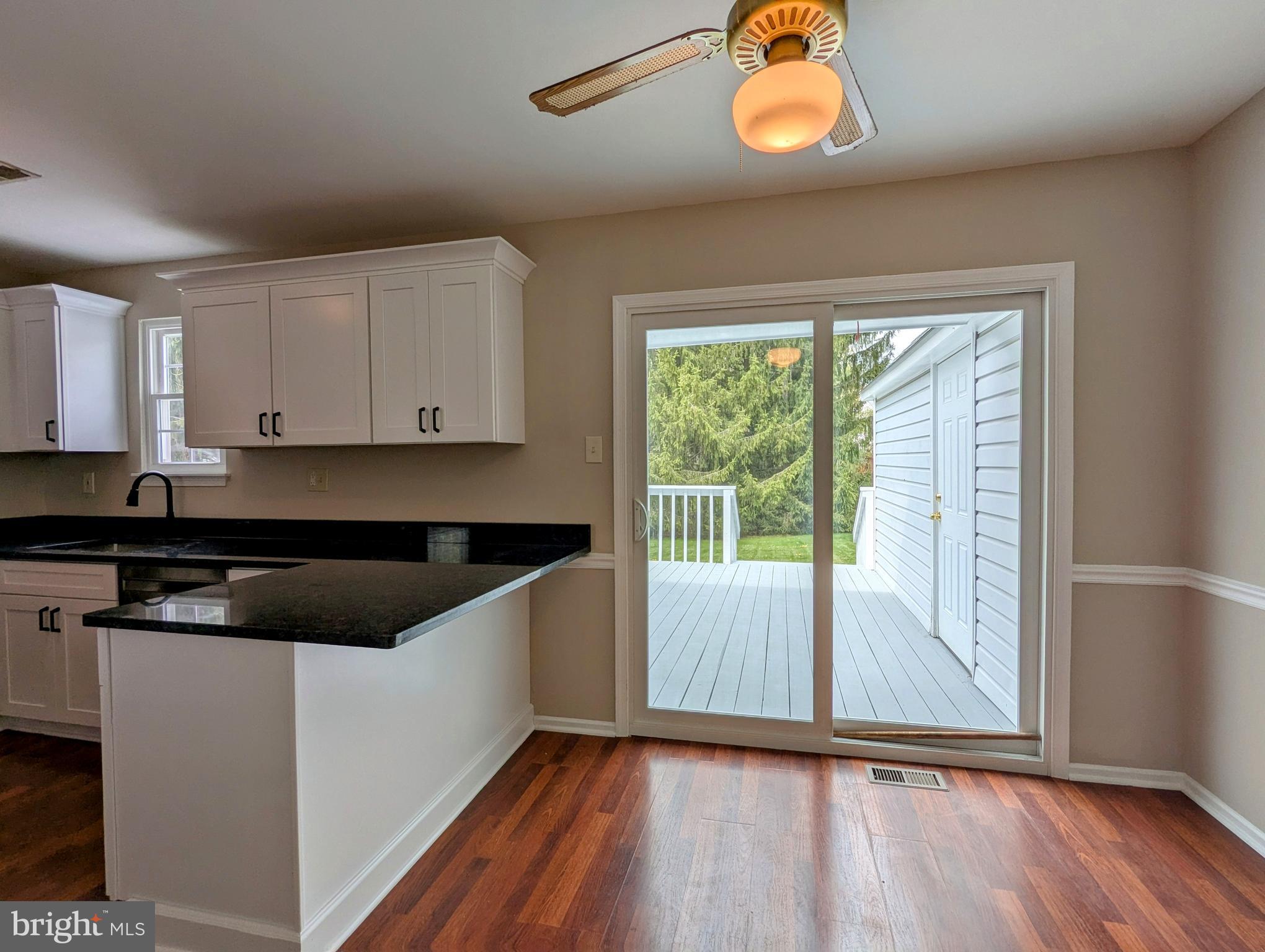 SANDY RIDGE TWINS - Residential Lease