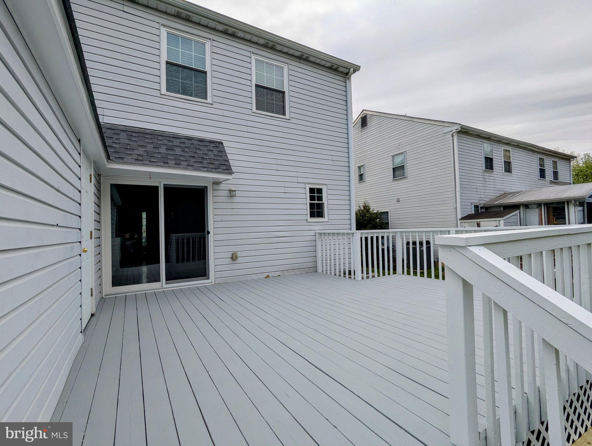 SANDY RIDGE TWINS - Residential Lease