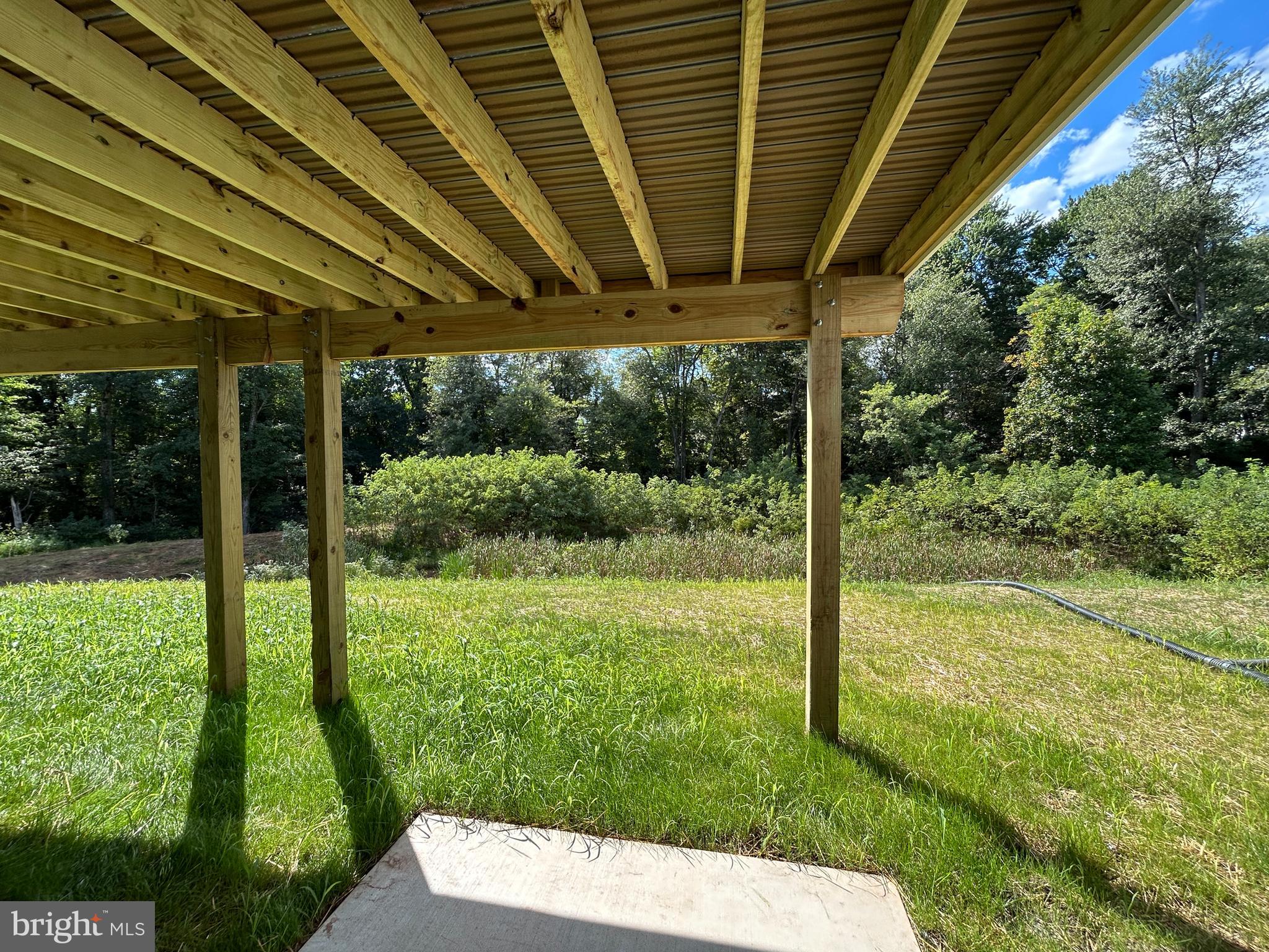 WOODLAND HILLS - Residential