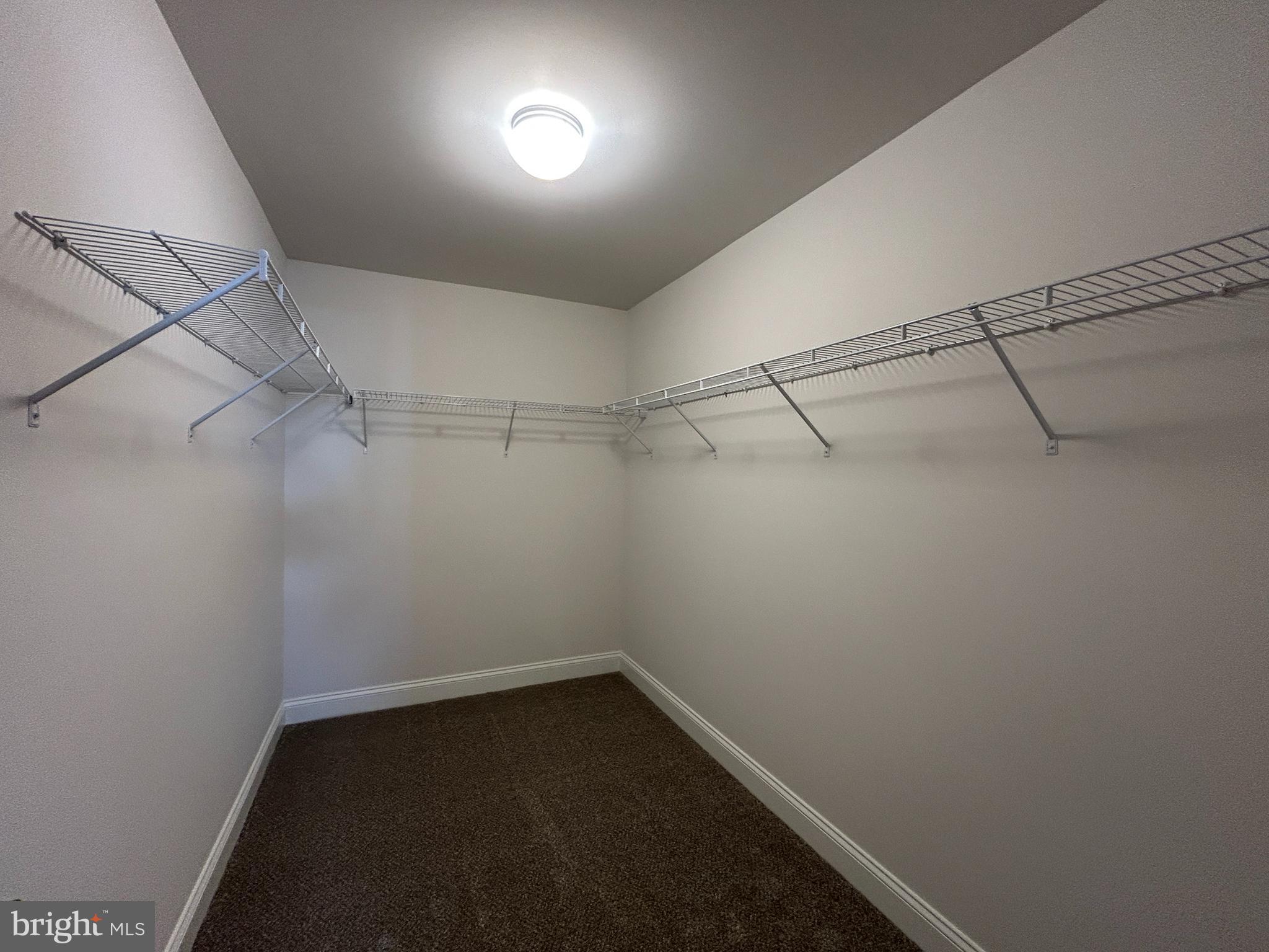 WOODLAND HILLS - Residential