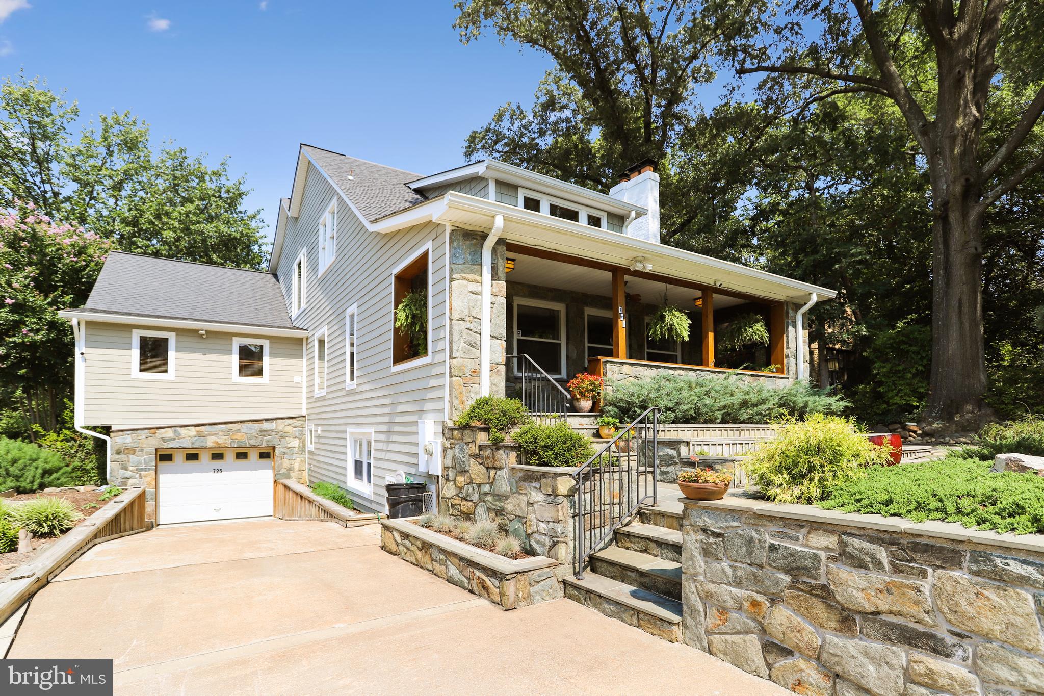 BRADDOCK HEIGHTS - Residential