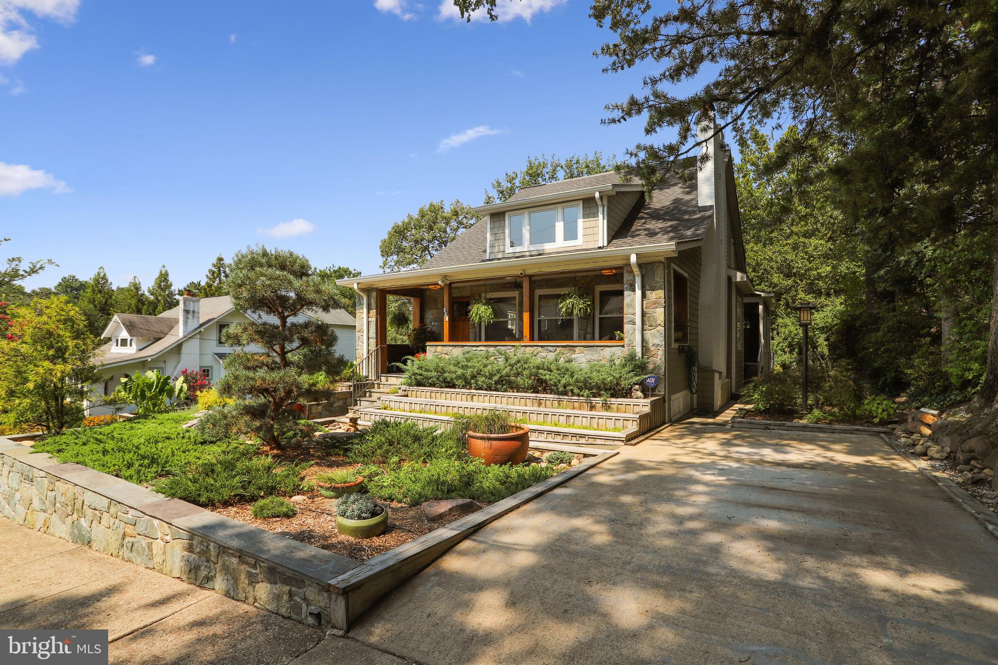 BRADDOCK HEIGHTS - Residential