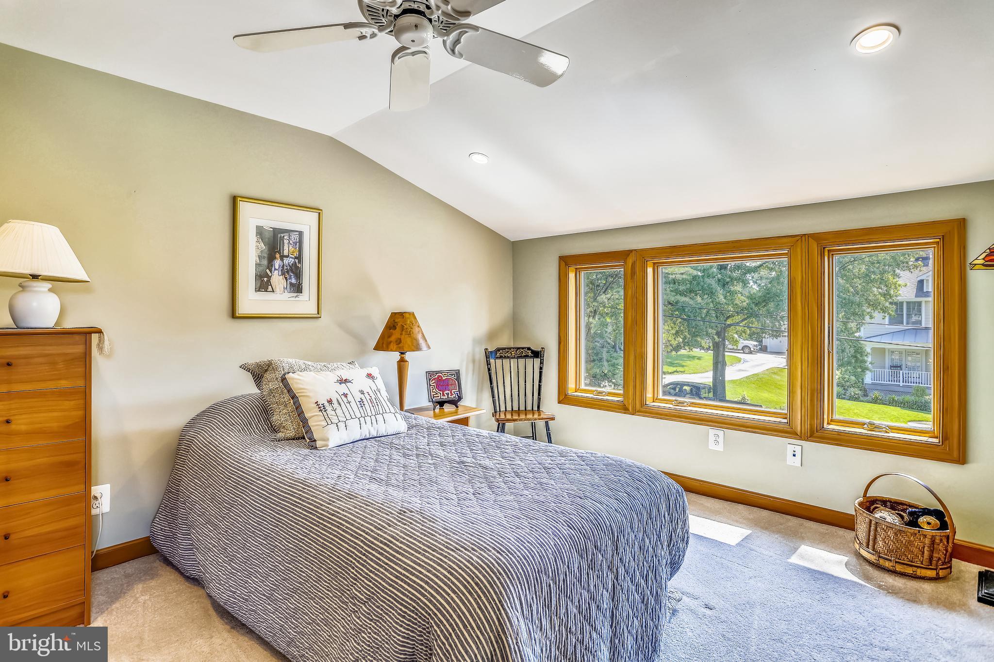 BRADDOCK HEIGHTS - Residential