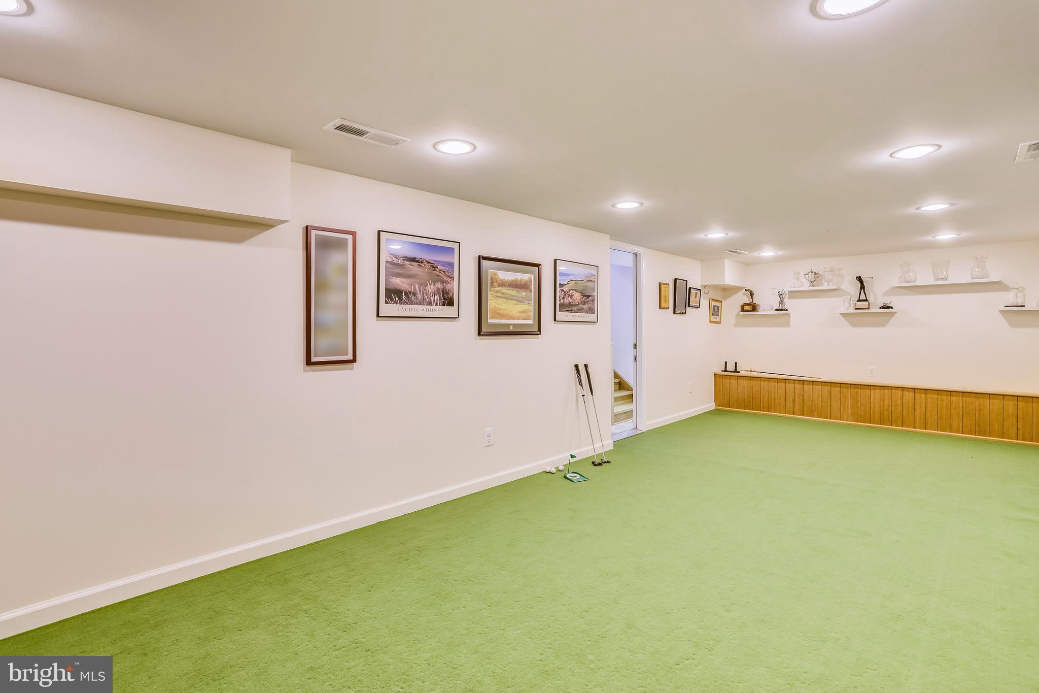 BRADDOCK HEIGHTS - Residential