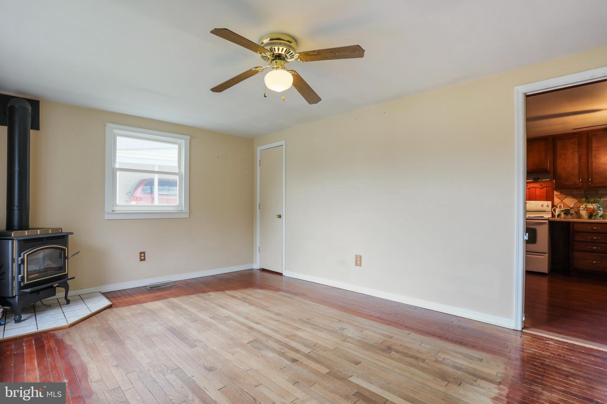 FOREST HILLS - Residential