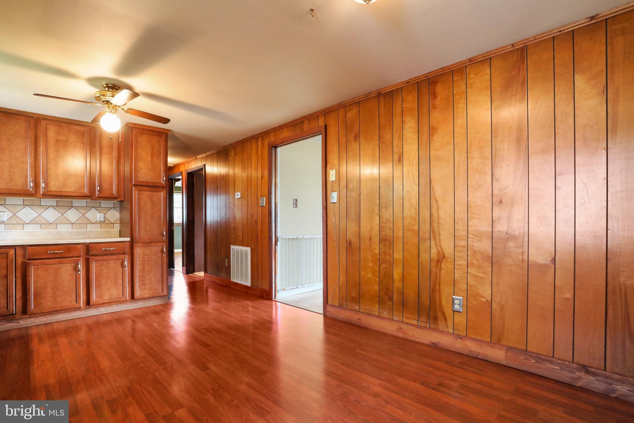 FOREST HILLS - Residential