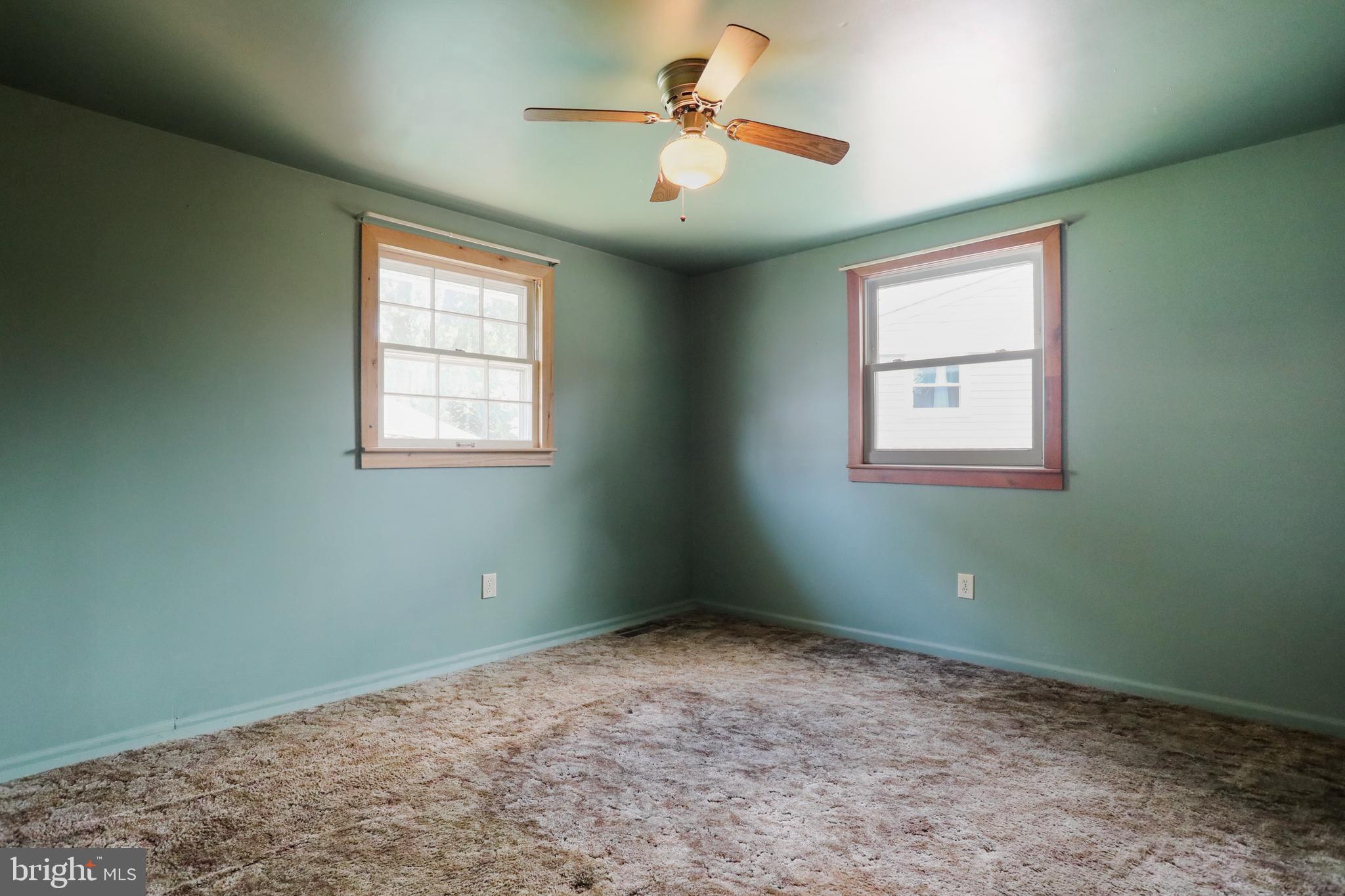 FOREST HILLS - Residential