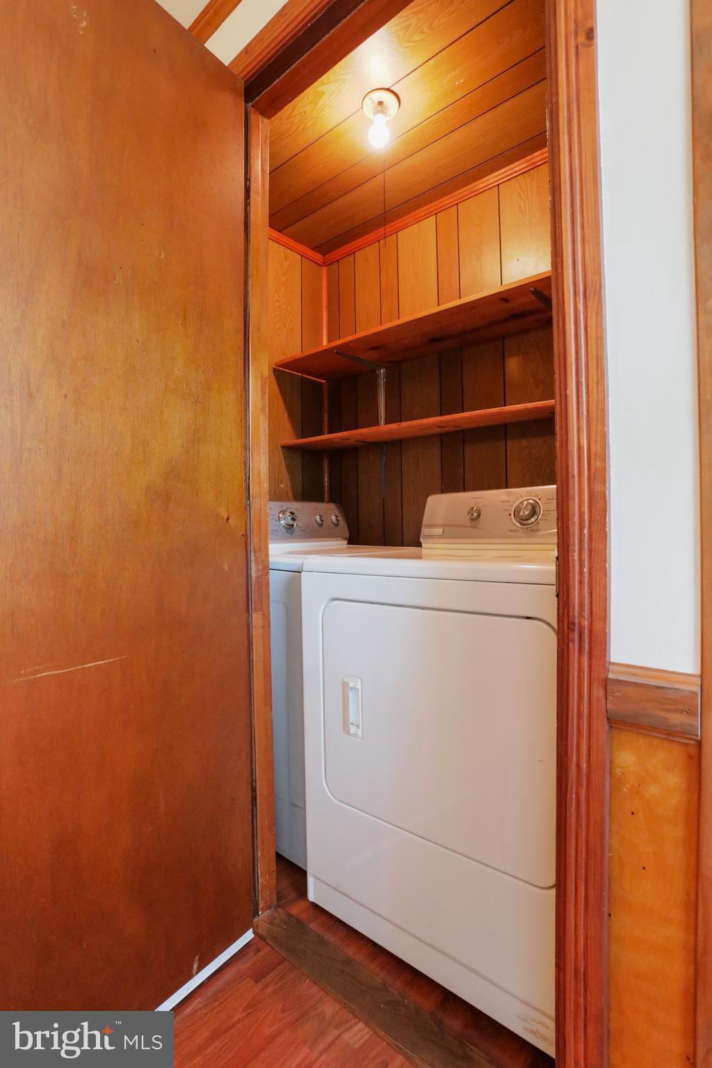 FOREST HILLS - Residential