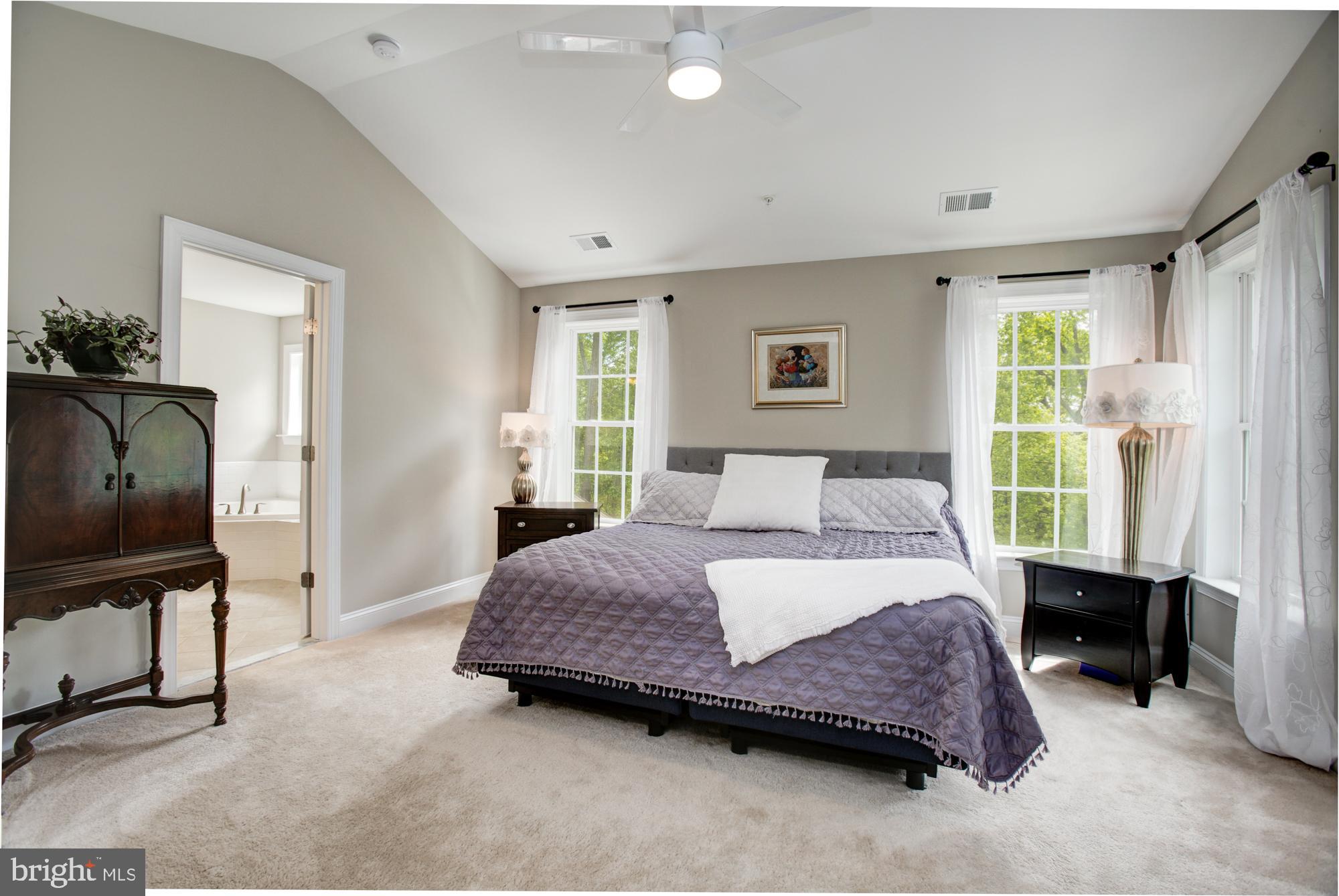 PINEWOOD FARMS - Residential