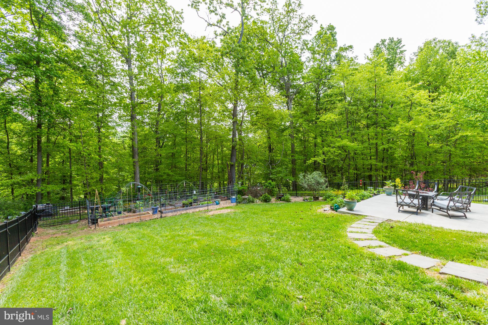 PINEWOOD FARMS - Residential