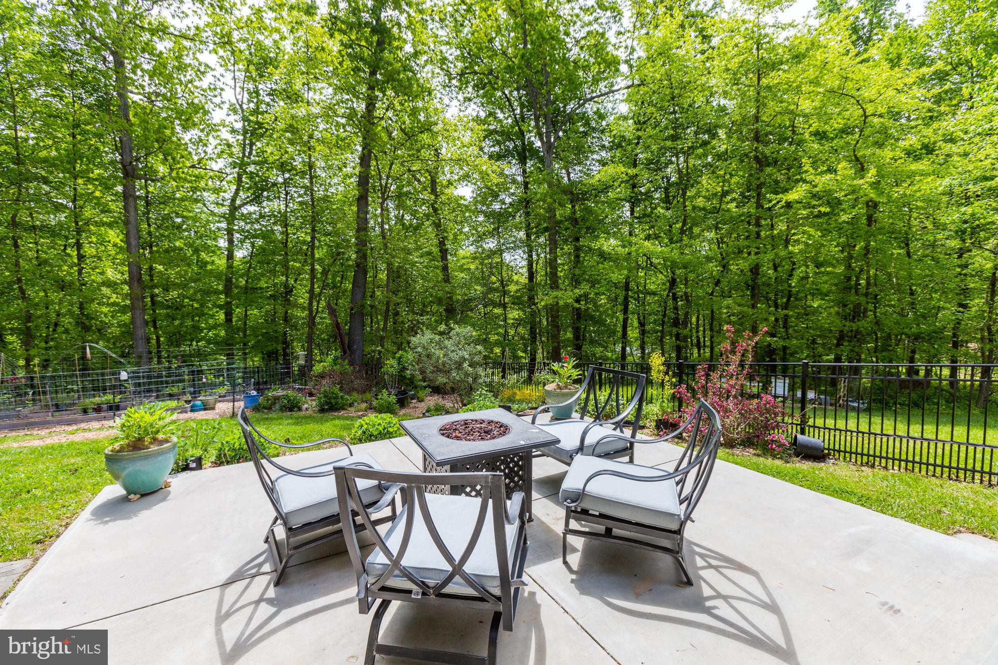 PINEWOOD FARMS - Residential