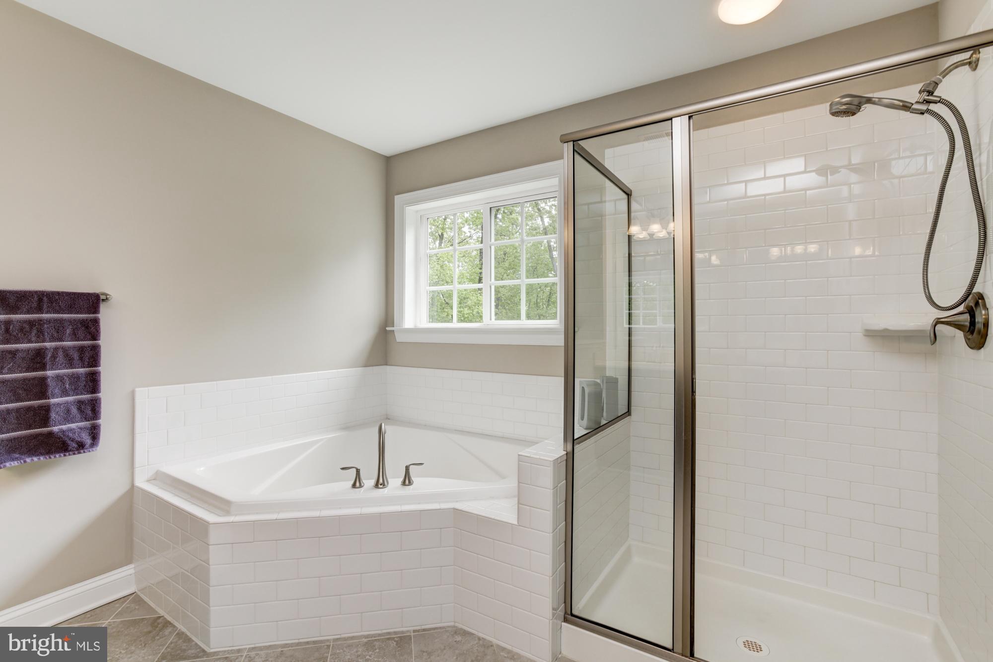 PINEWOOD FARMS - Residential