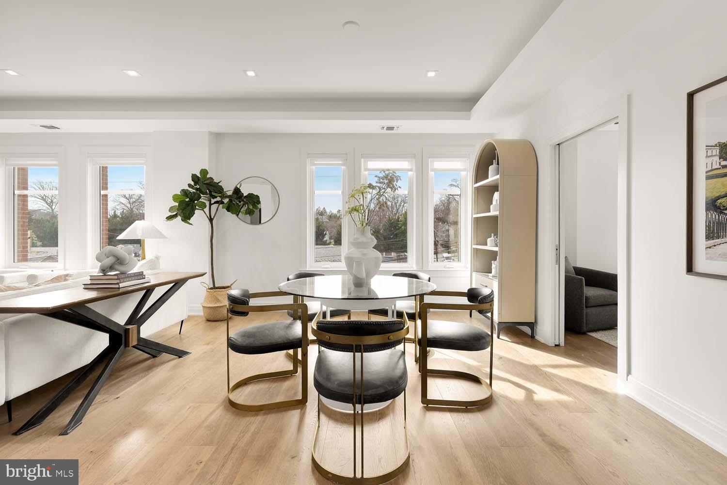 CHEVY CHASE - Residential