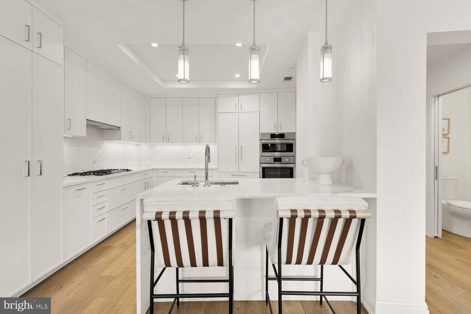 CHEVY CHASE - Residential