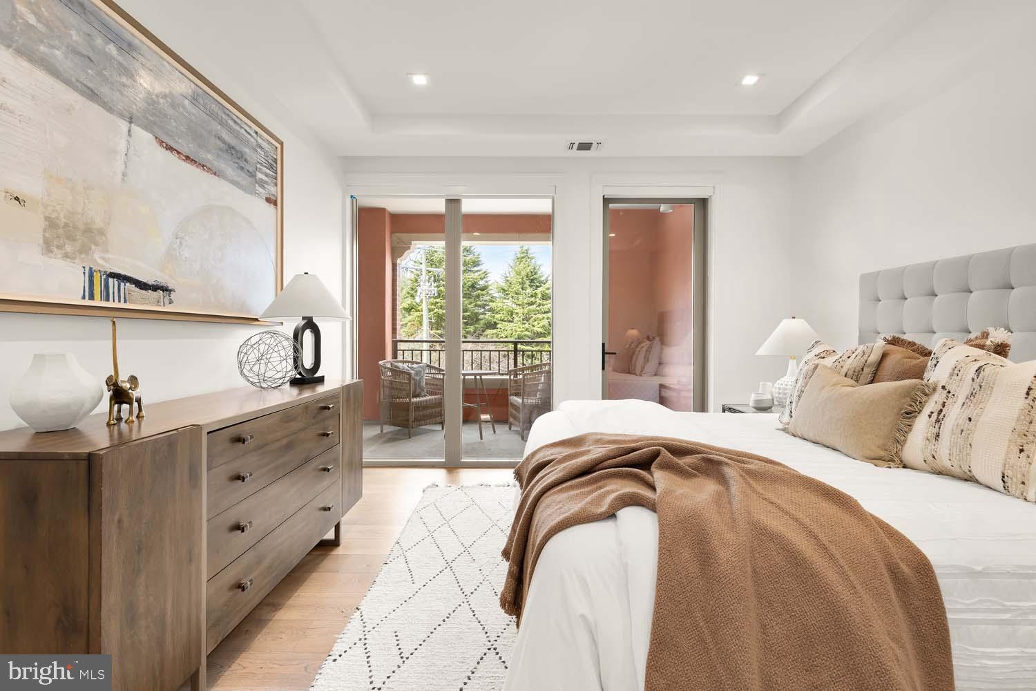 CHEVY CHASE - Residential