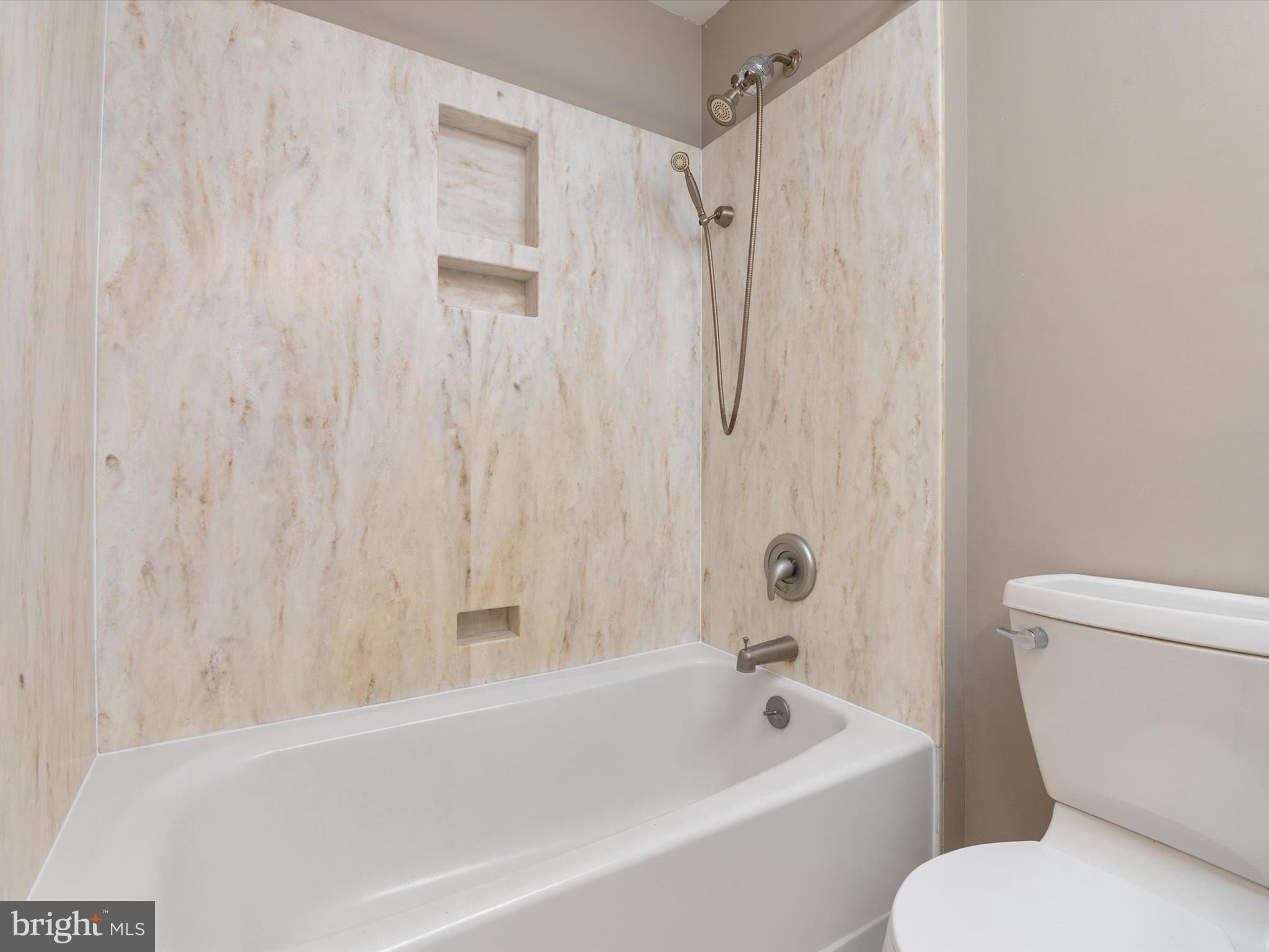 GRAVELY - Residential