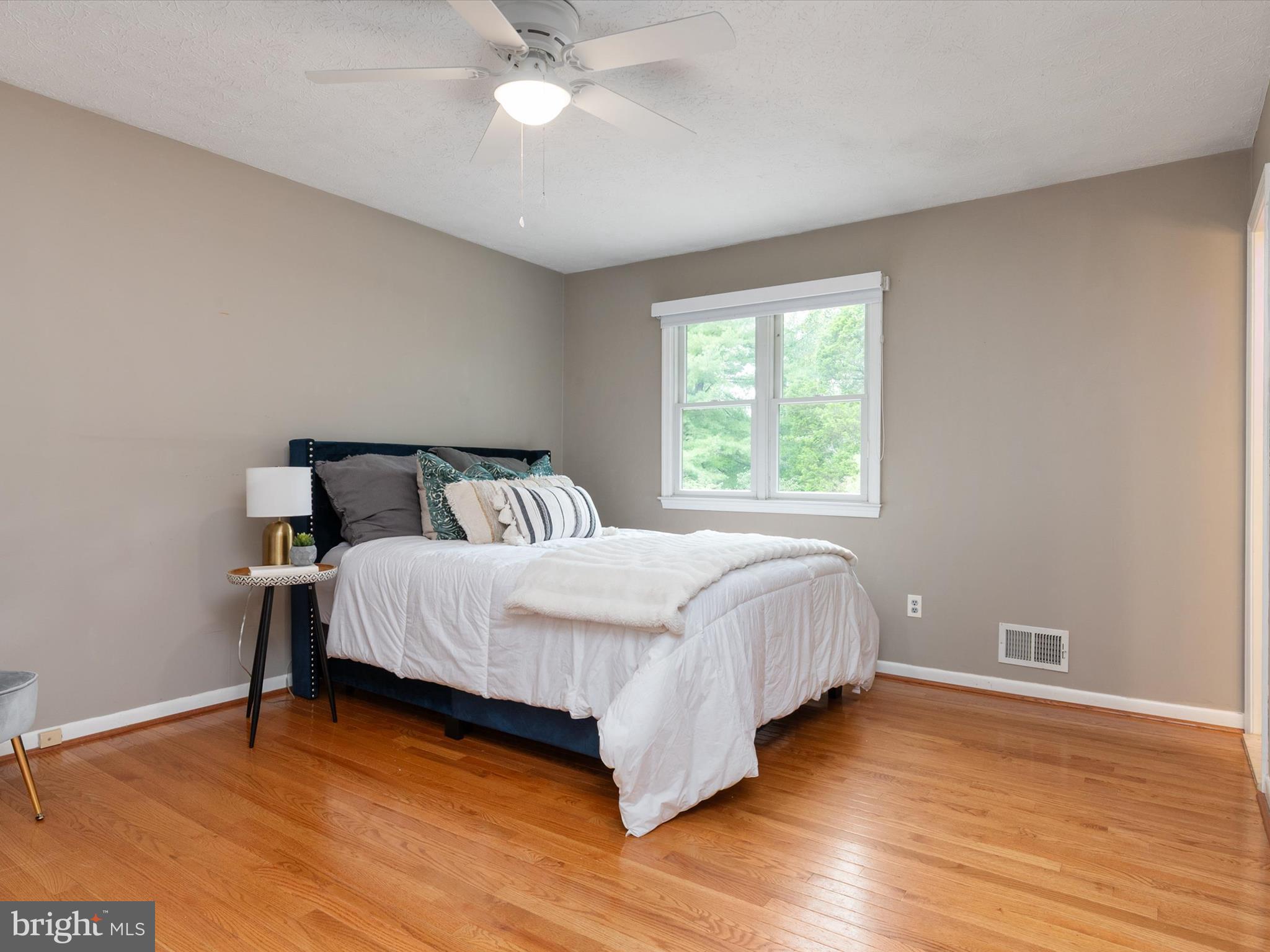 GRAVELY - Residential