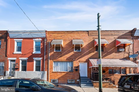 Townhouse For Sale - 1931 Morris St<br/> PHILADELPHIA, PA 19145
