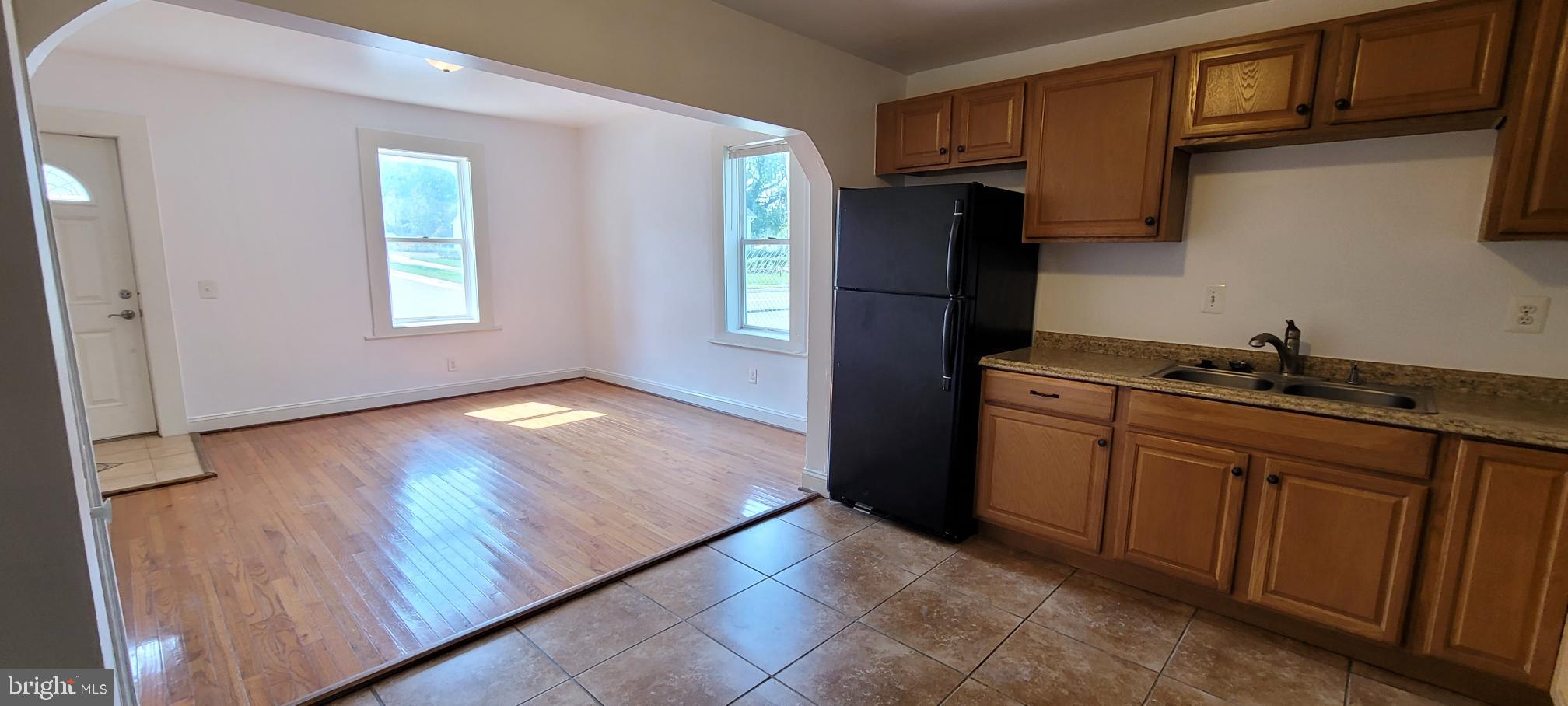 MARSHALL - Commercial Sale