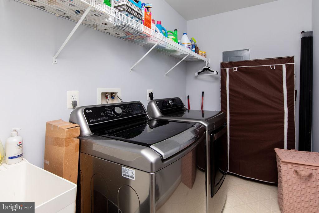 CLARKSBURG TOWN CENTER - Residential