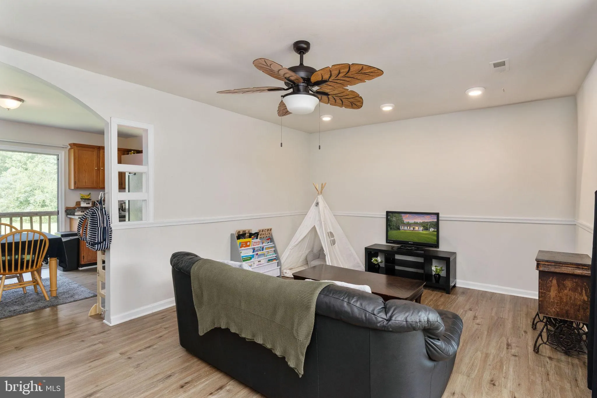 Milford, Virginia 22514, United States, 3 Bedrooms Bedrooms, ,2 BathroomsBathrooms,Residential,Active,195241