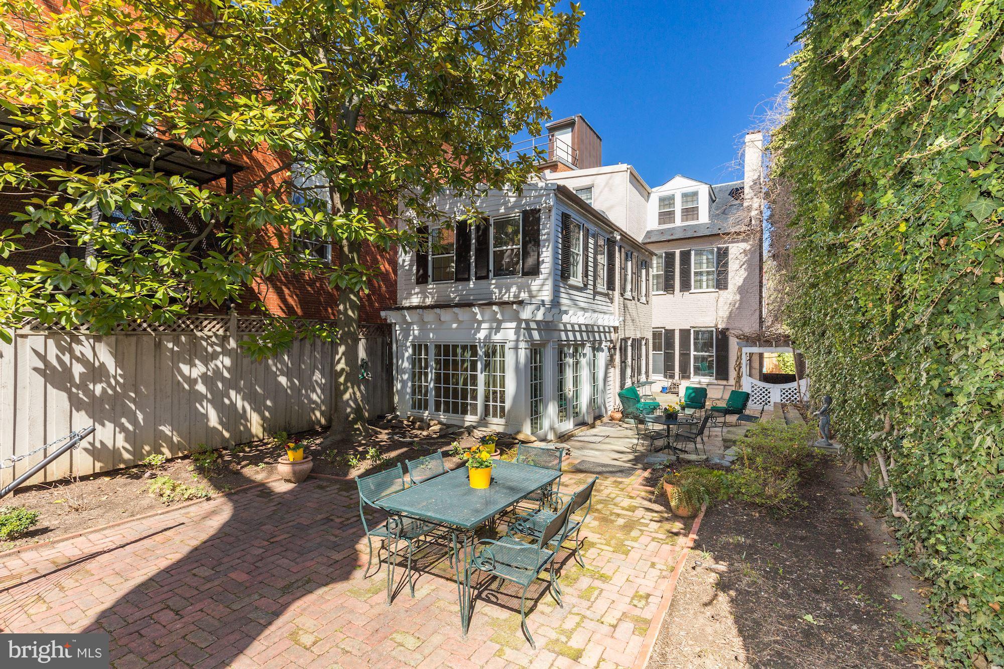 GEORGETOWN - Residential