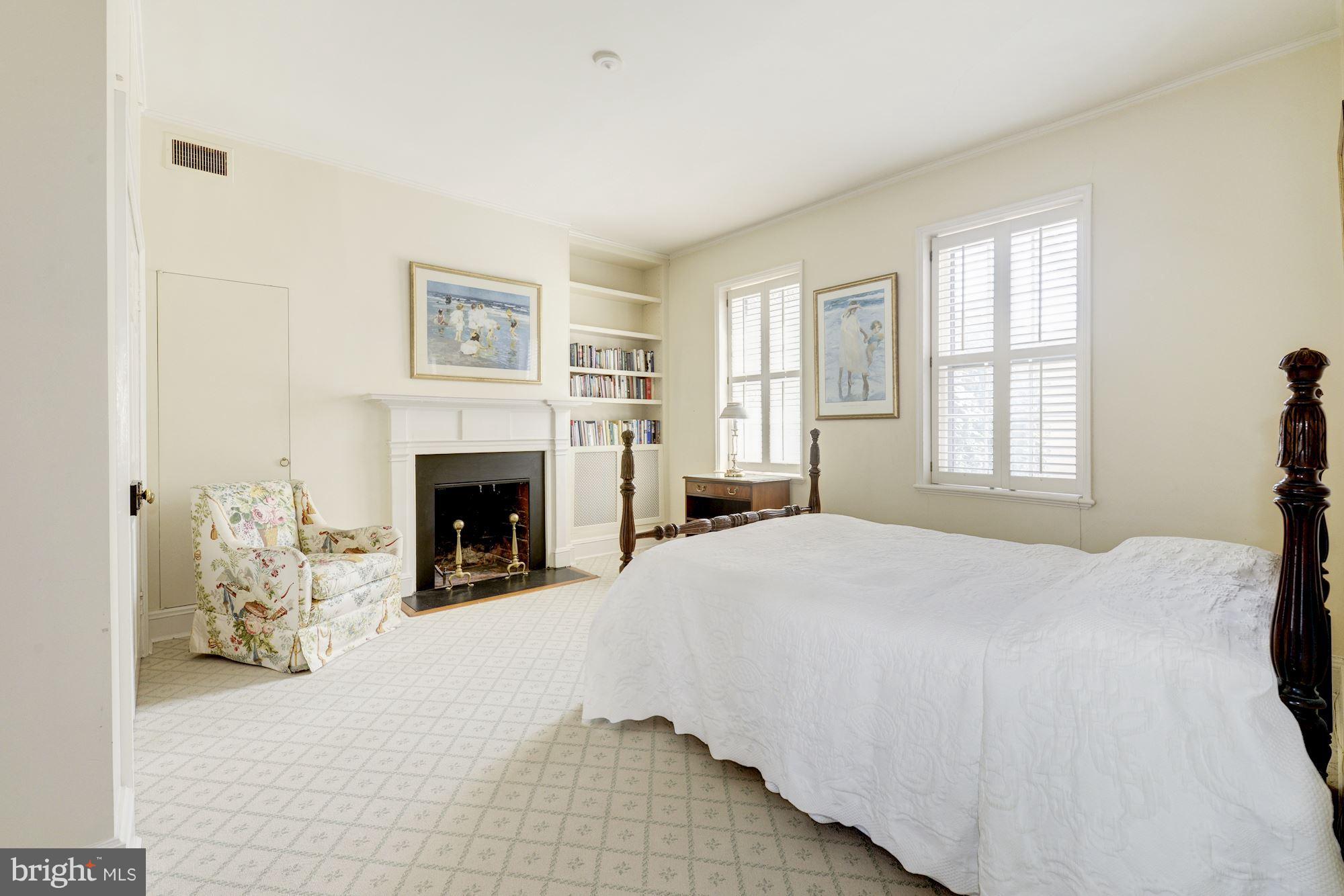 GEORGETOWN - Residential