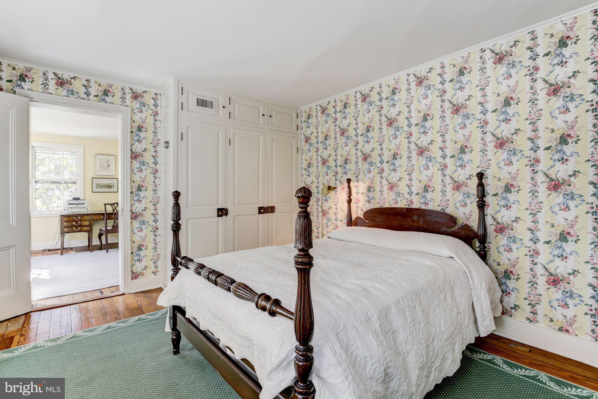 GEORGETOWN - Residential