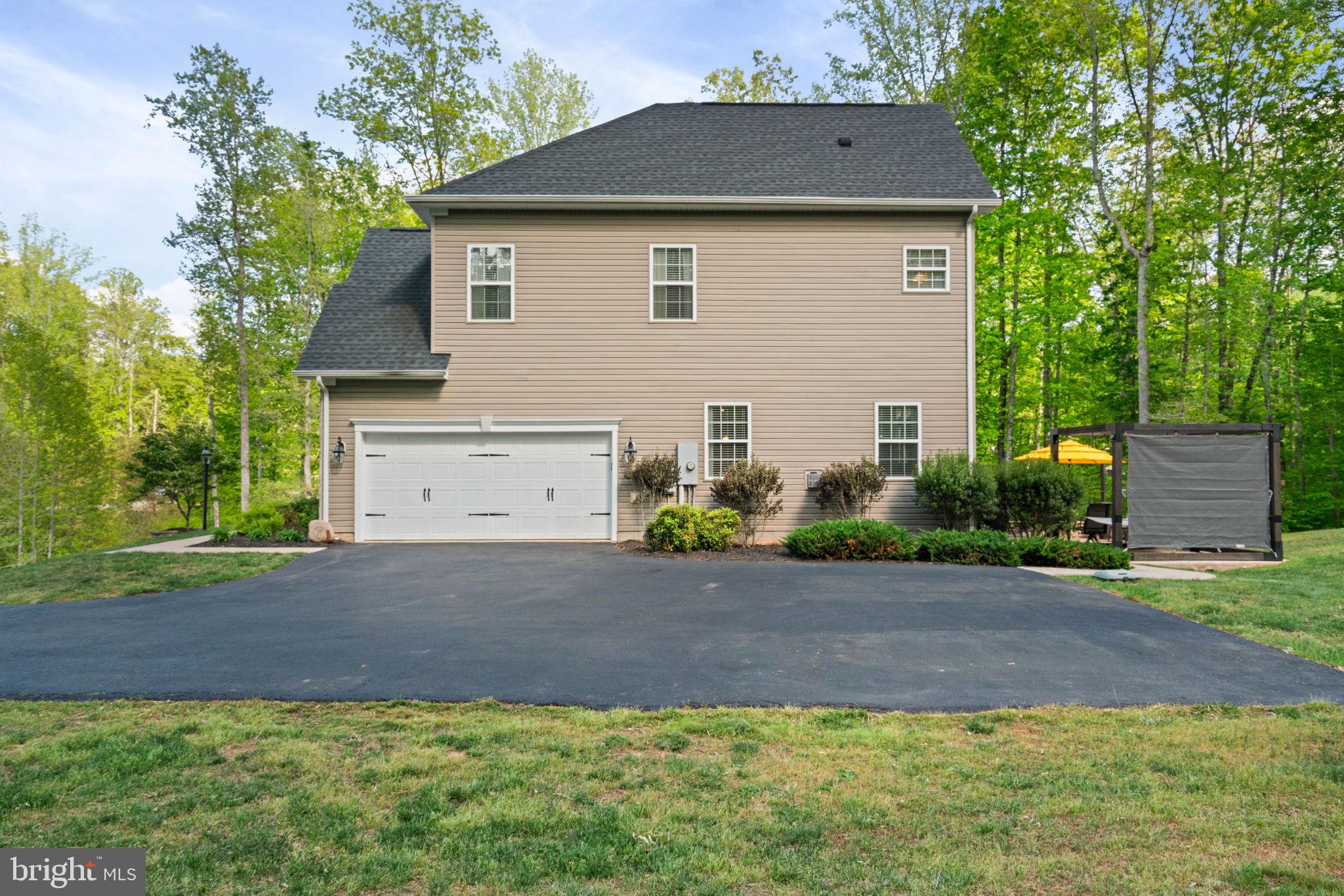 OAKLEY RESERVE - Residential