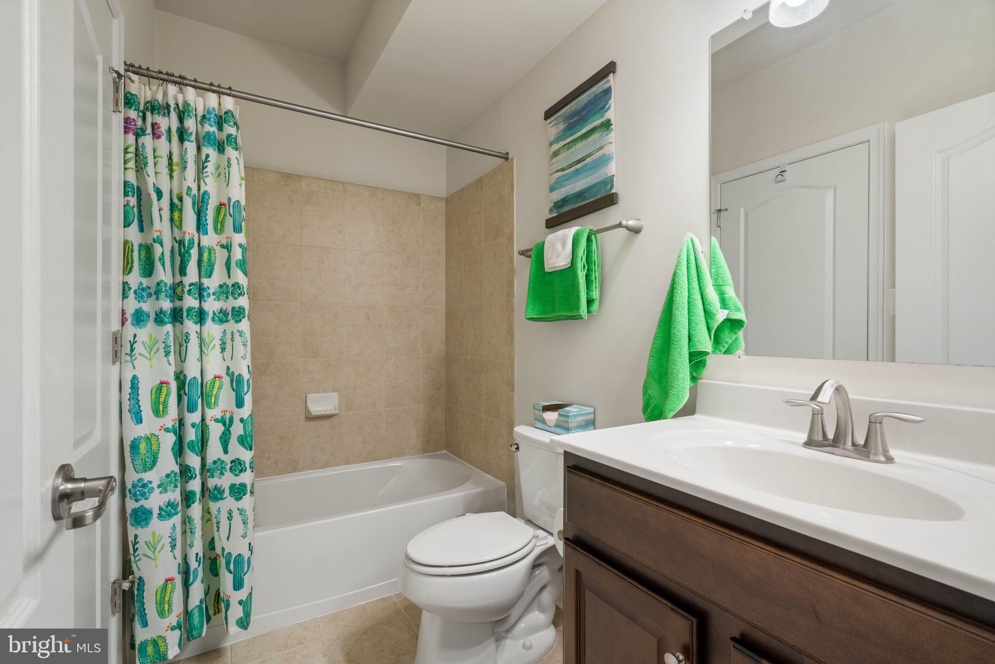 OAKLEY RESERVE - Residential