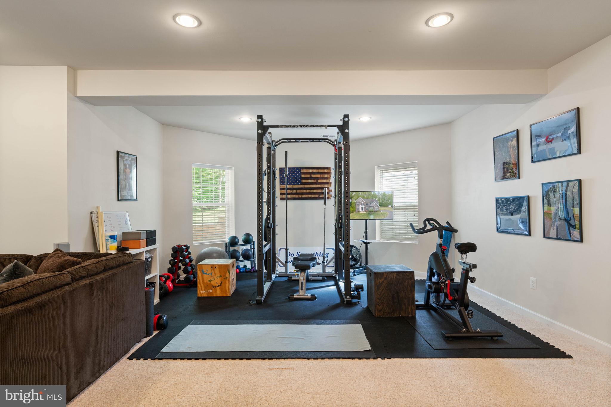 OAKLEY RESERVE - Residential