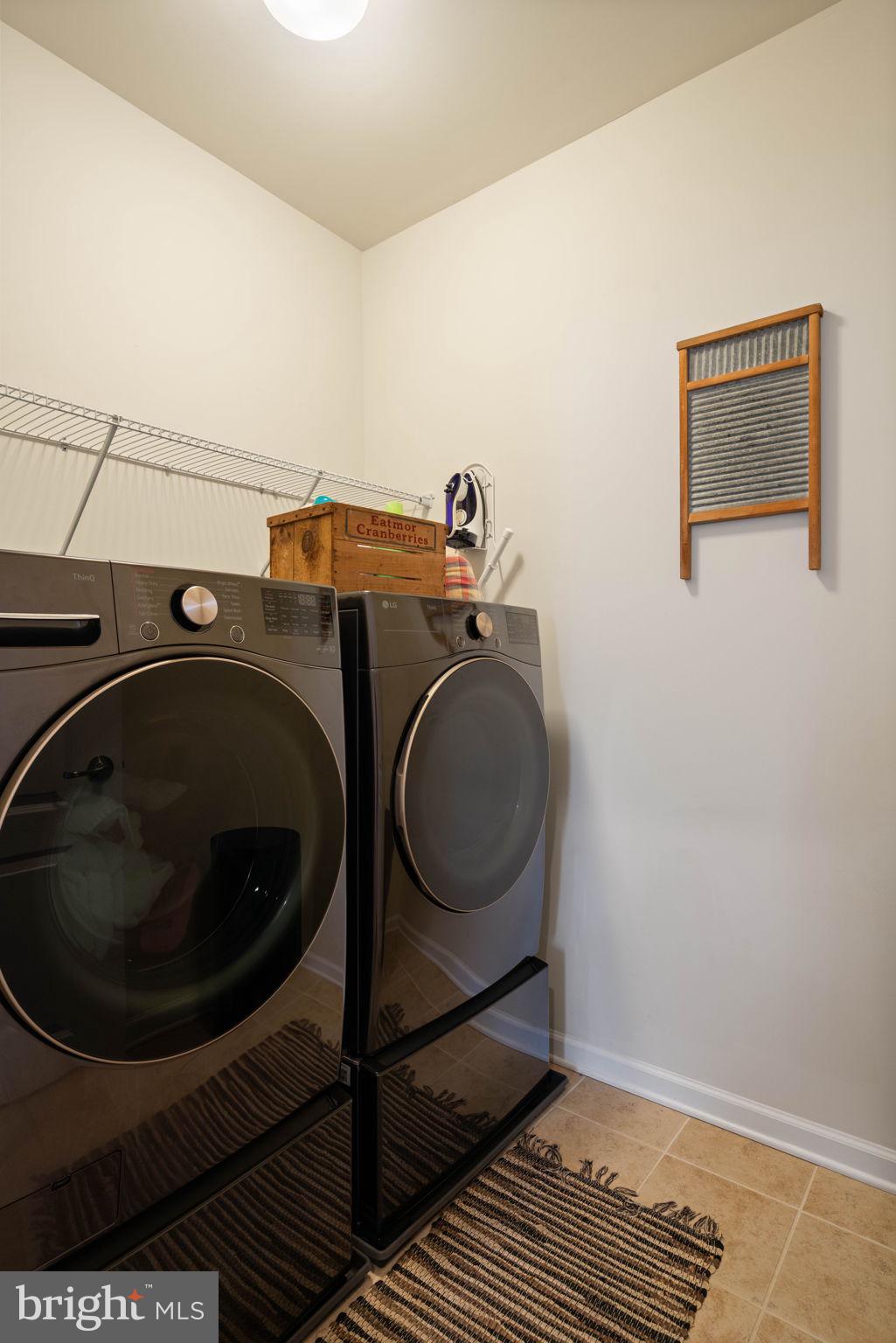 OAKLEY RESERVE - Residential