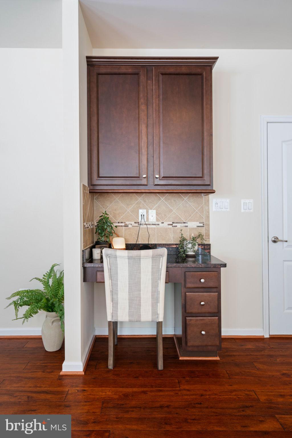 OAKLEY RESERVE - Residential