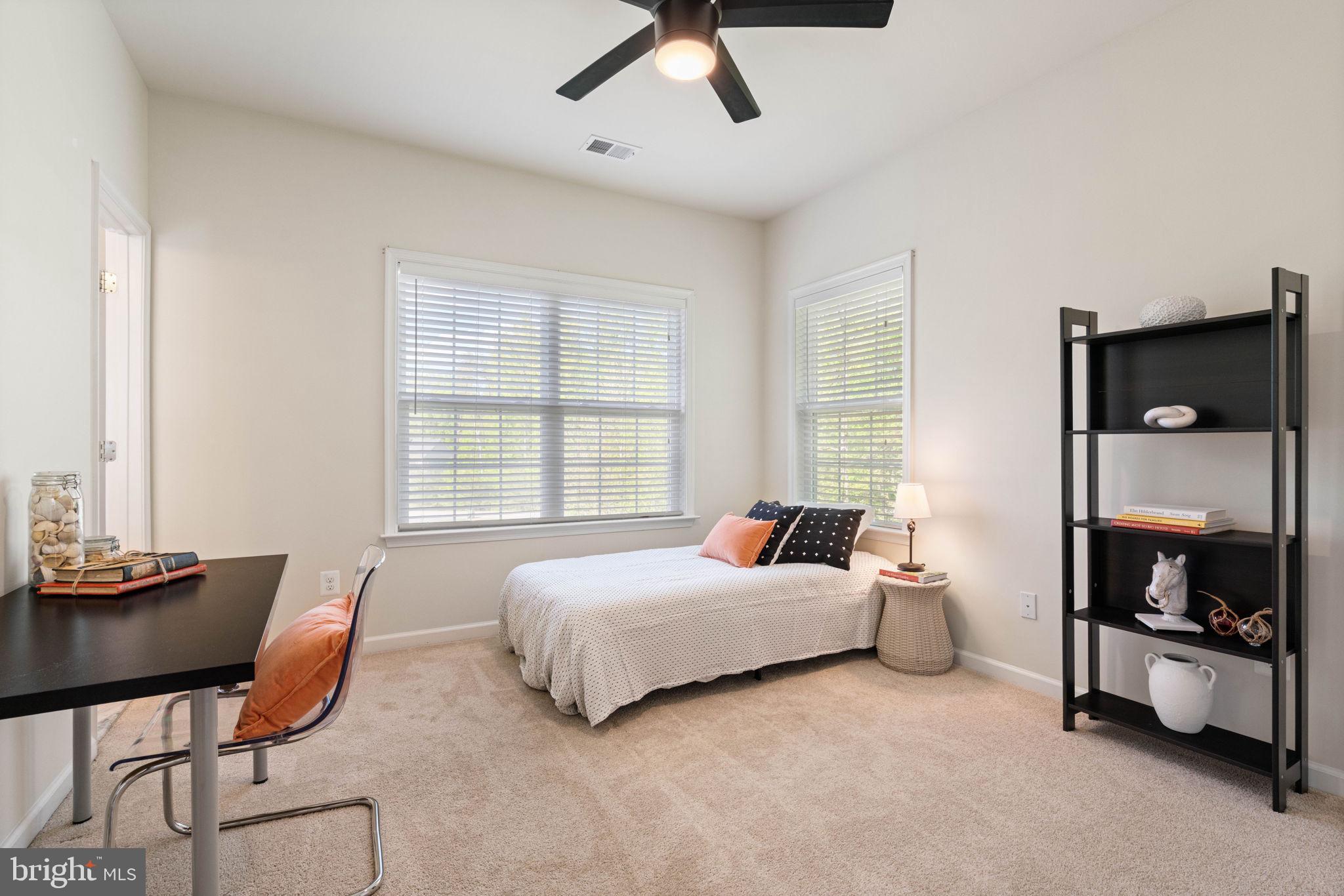 OAKLEY RESERVE - Residential