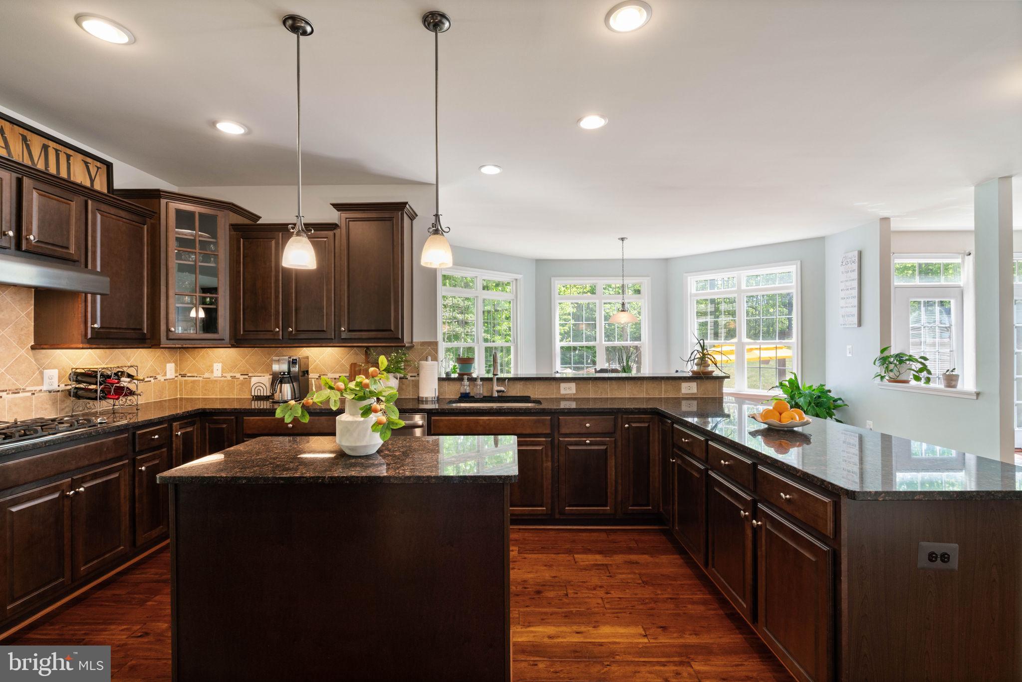 OAKLEY RESERVE - Residential