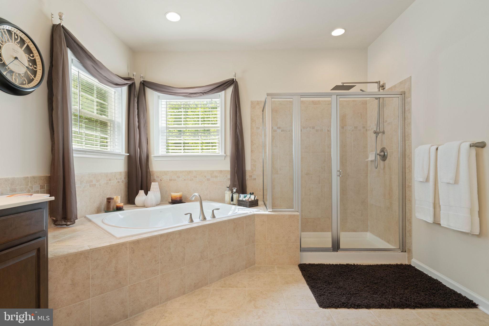 OAKLEY RESERVE - Residential