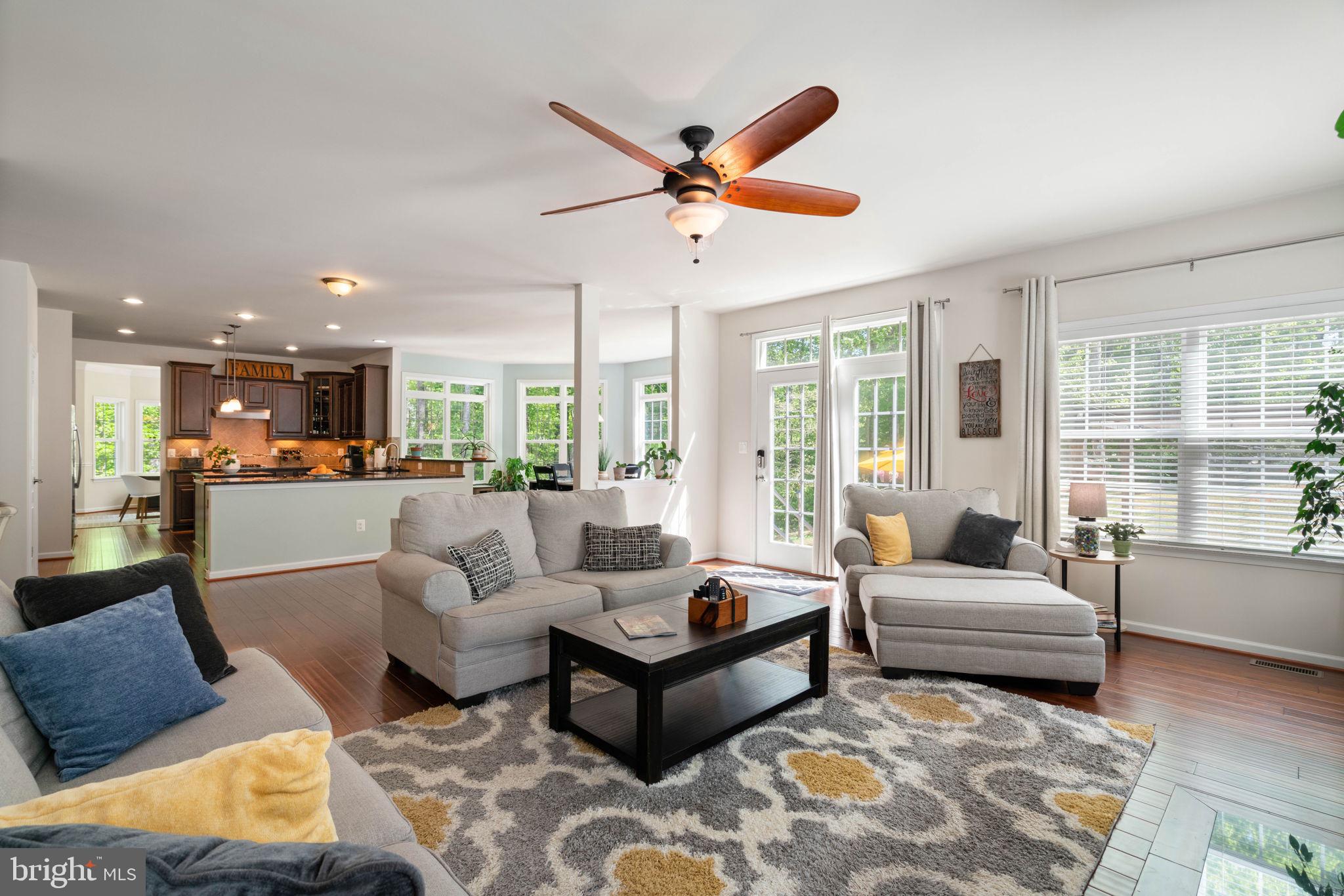 OAKLEY RESERVE - Residential