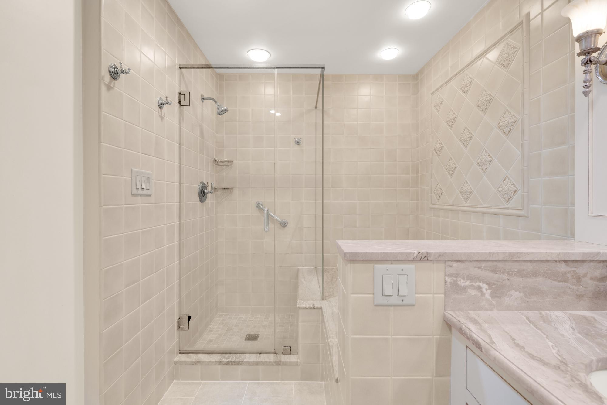 OLD TOWN ALEXANDRIA - Residential