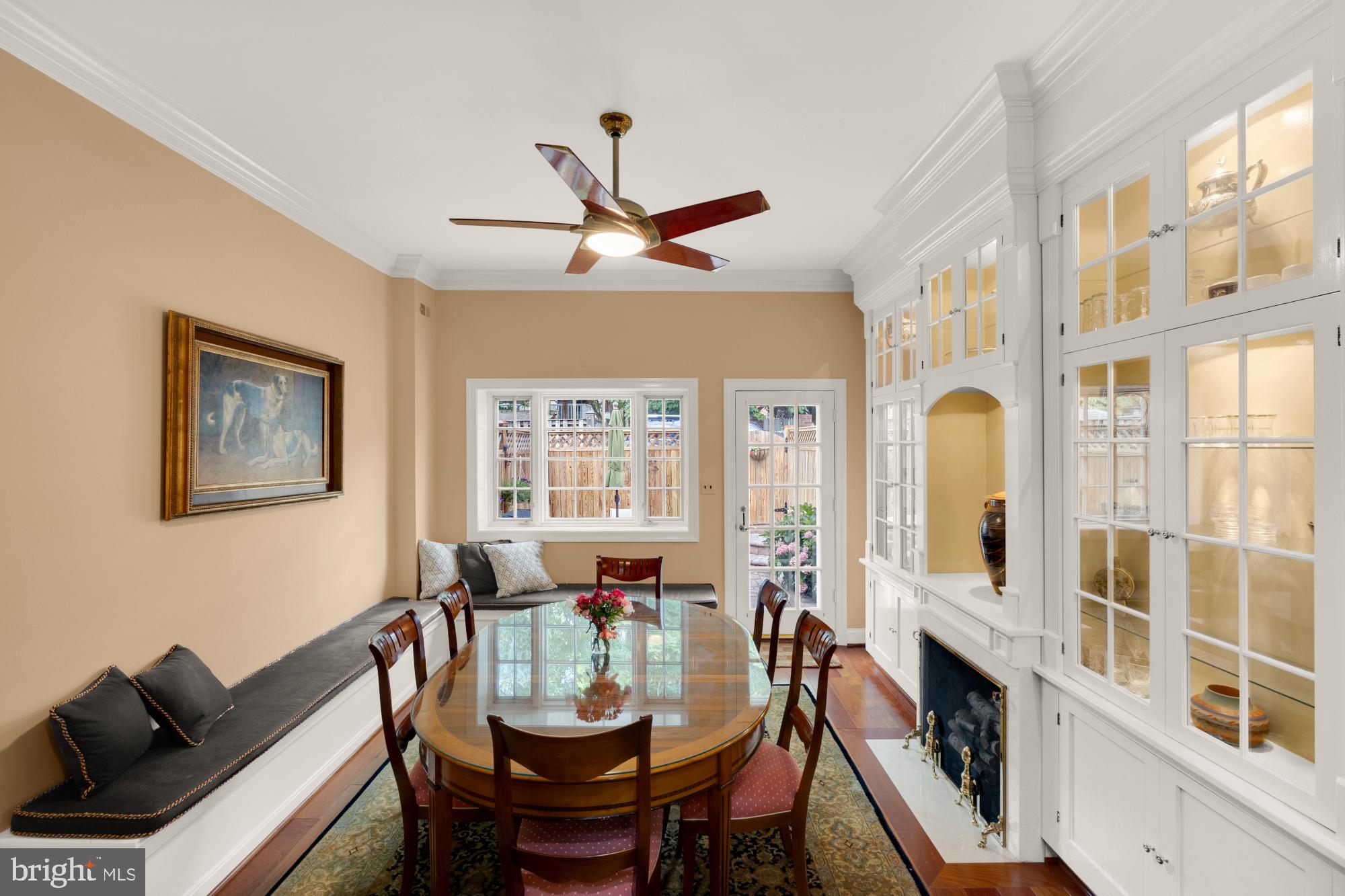 OLD TOWN ALEXANDRIA - Residential