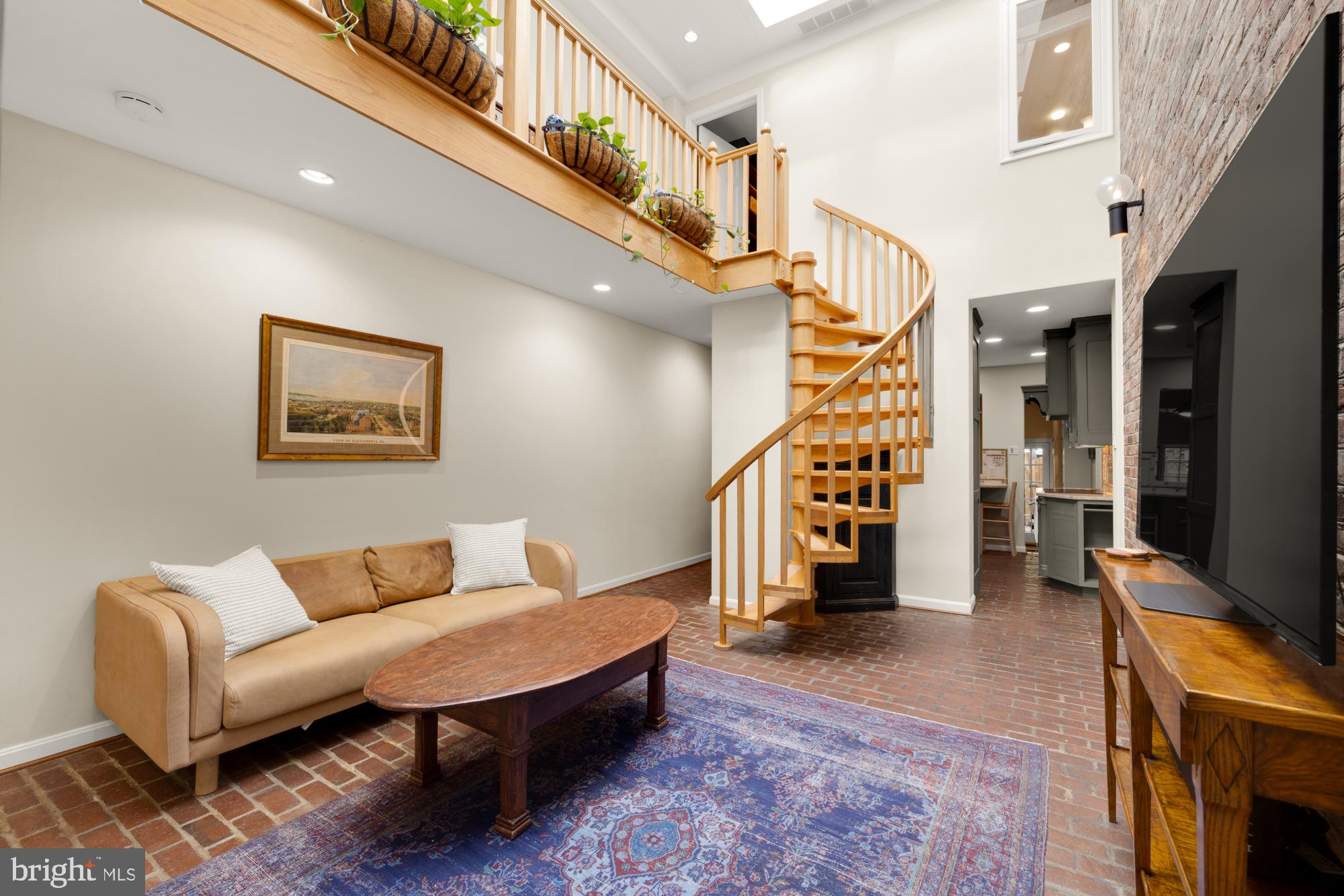 OLD TOWN ALEXANDRIA - Residential