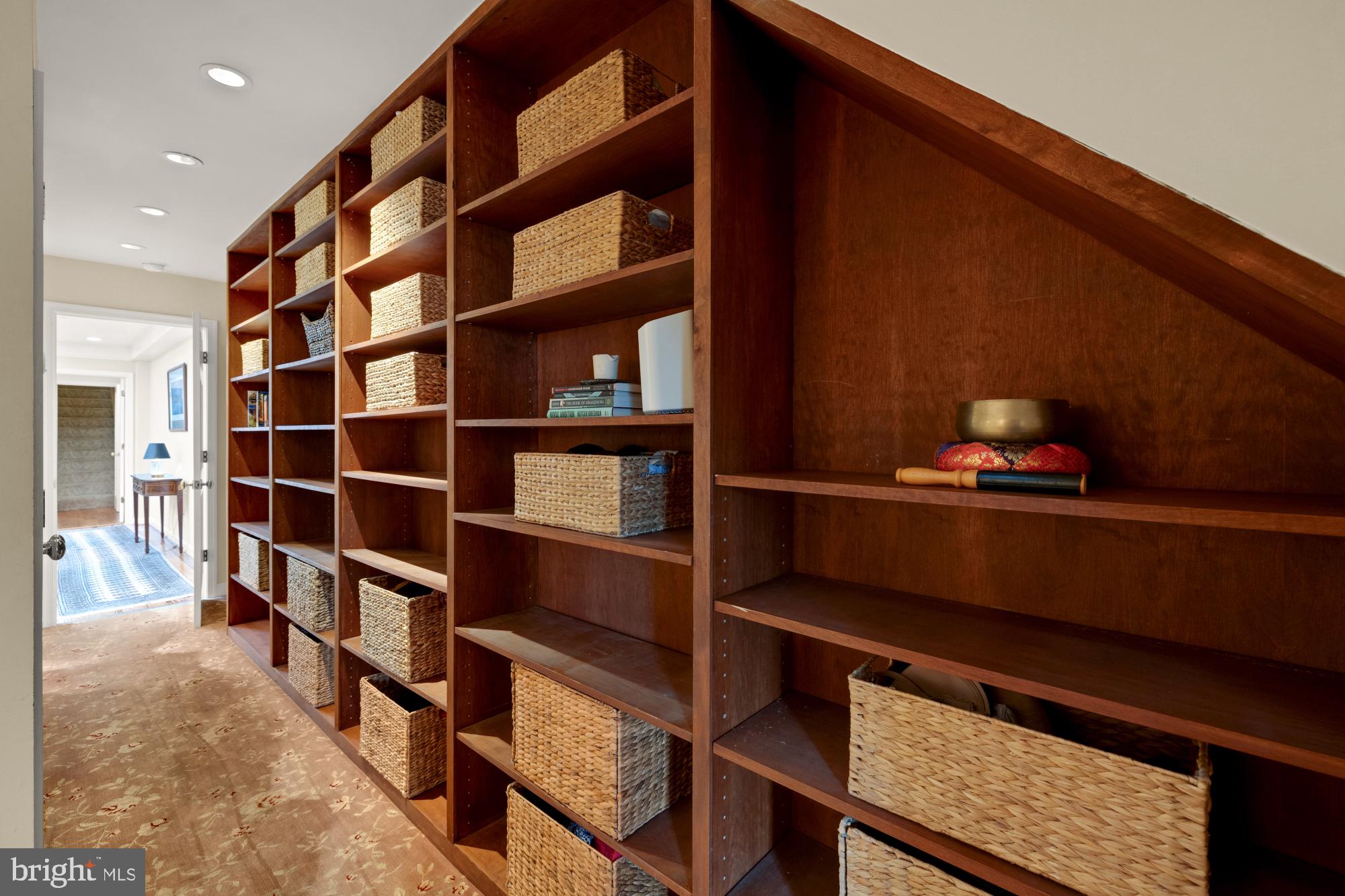 OLD TOWN ALEXANDRIA - Residential