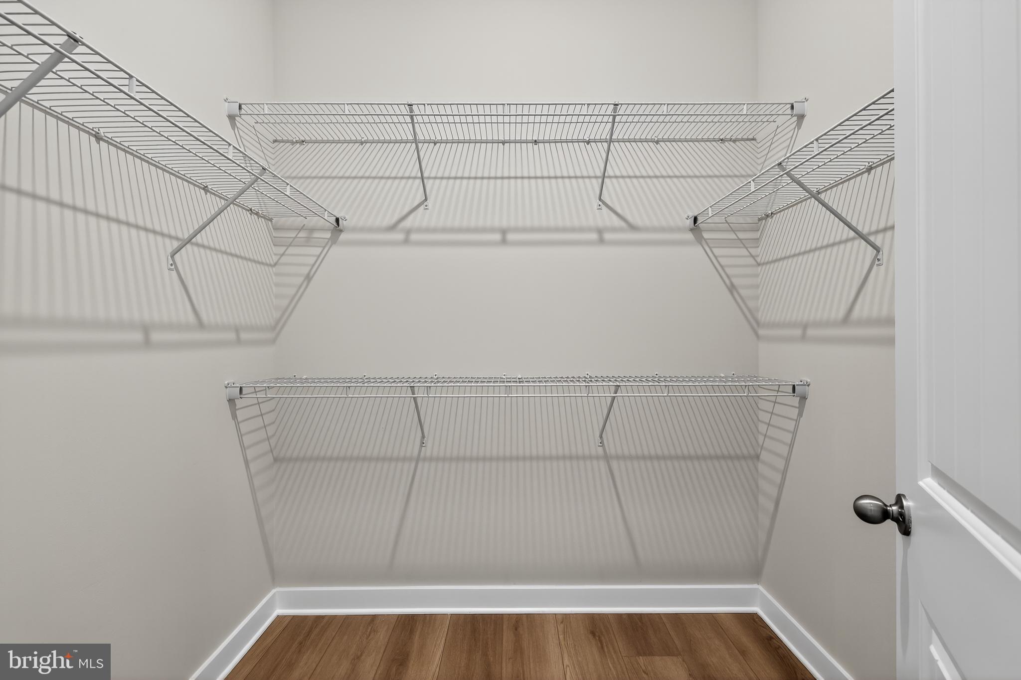 TOWER HILL - Residential