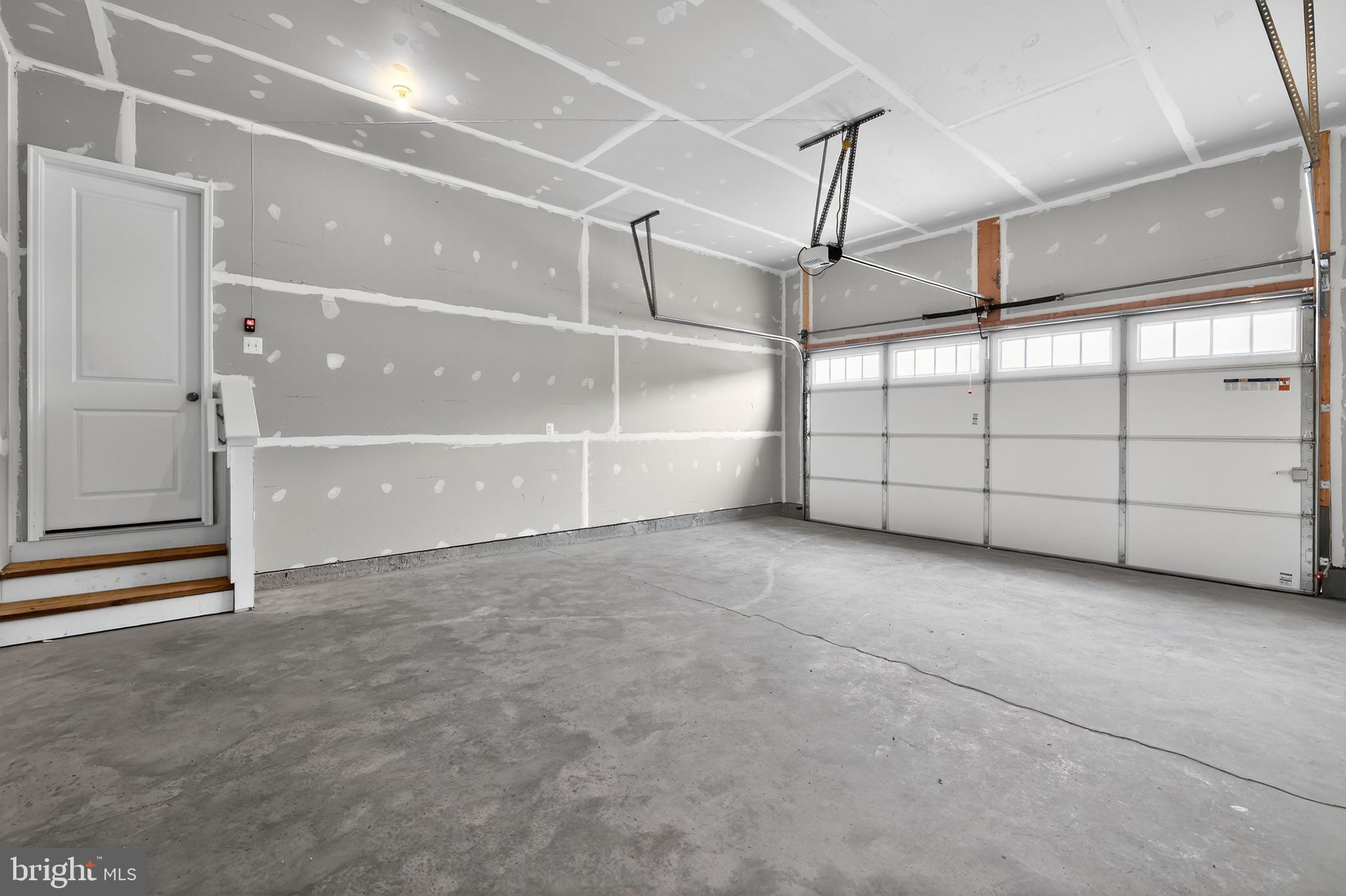 TOWER HILL - Residential