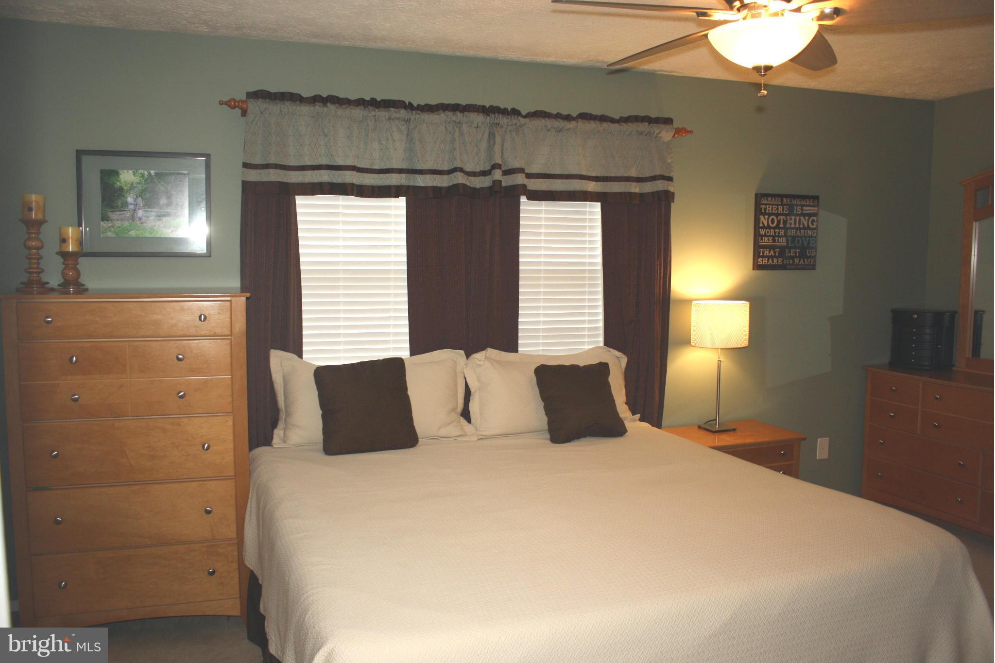 OAKHURST - Residential